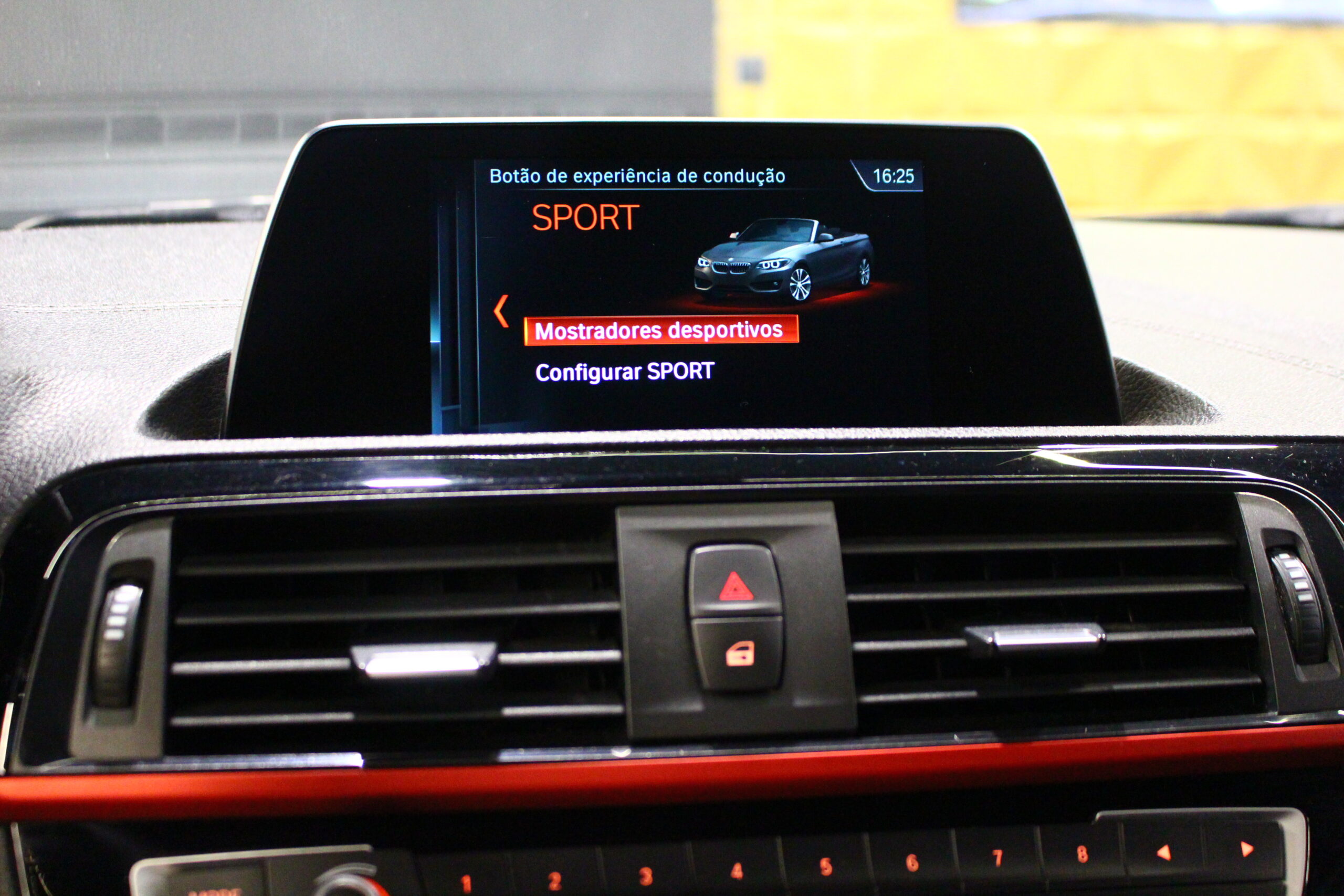 BMW 218 d Cabrio Line Sport Auto