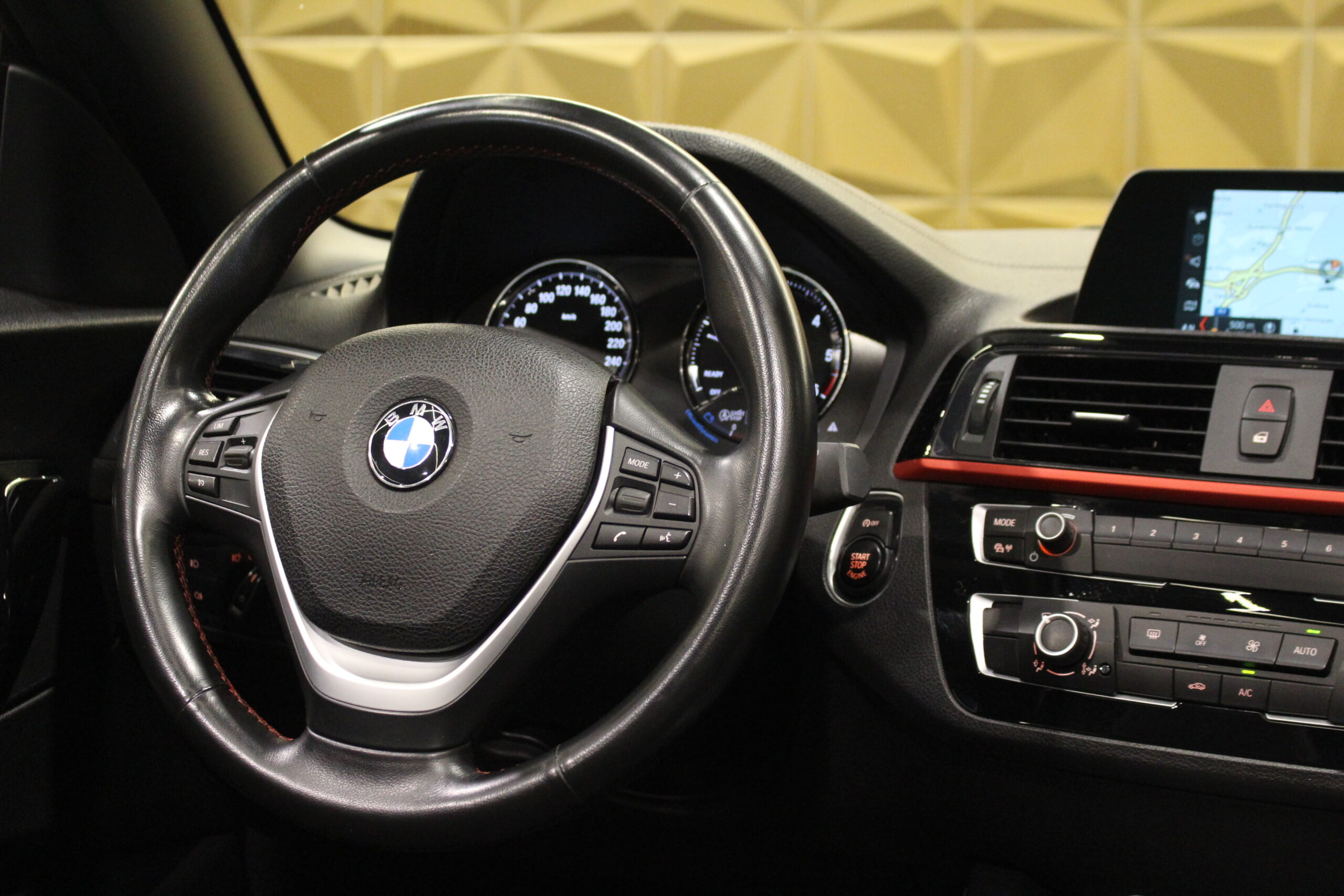 BMW 218 d Cabrio Line Sport Auto