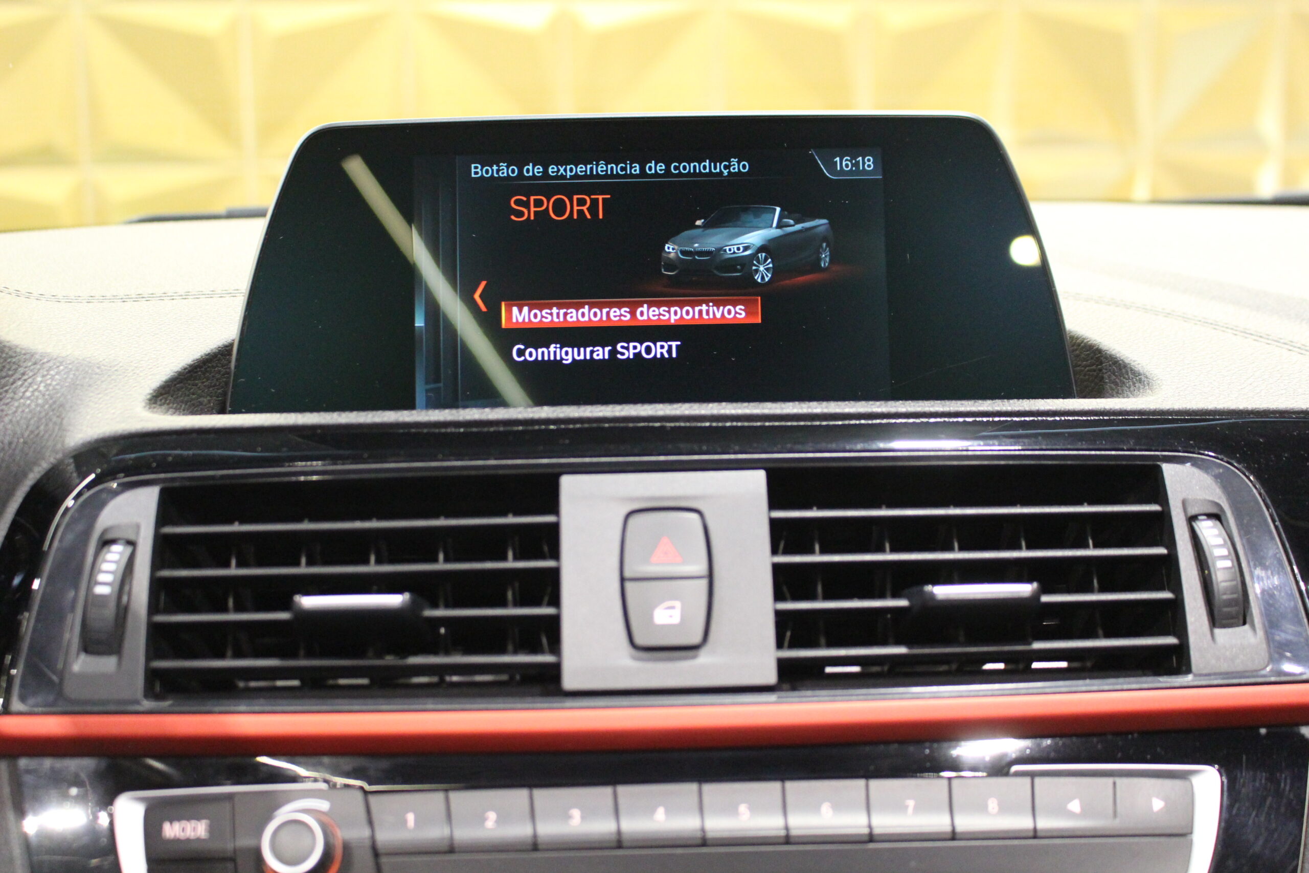 BMW 218 d Cabrio Line Sport Auto