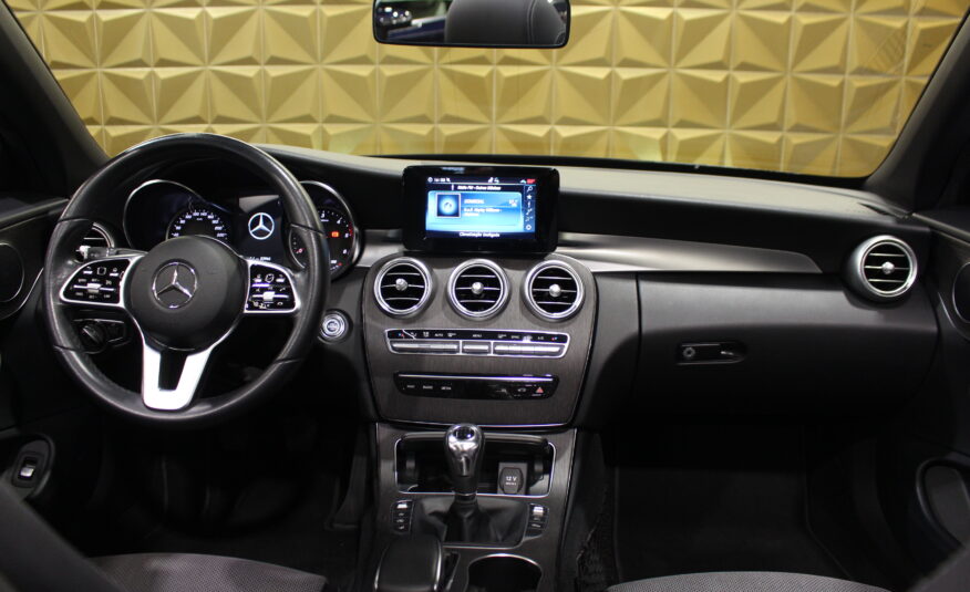 Mercedes-Benz C200