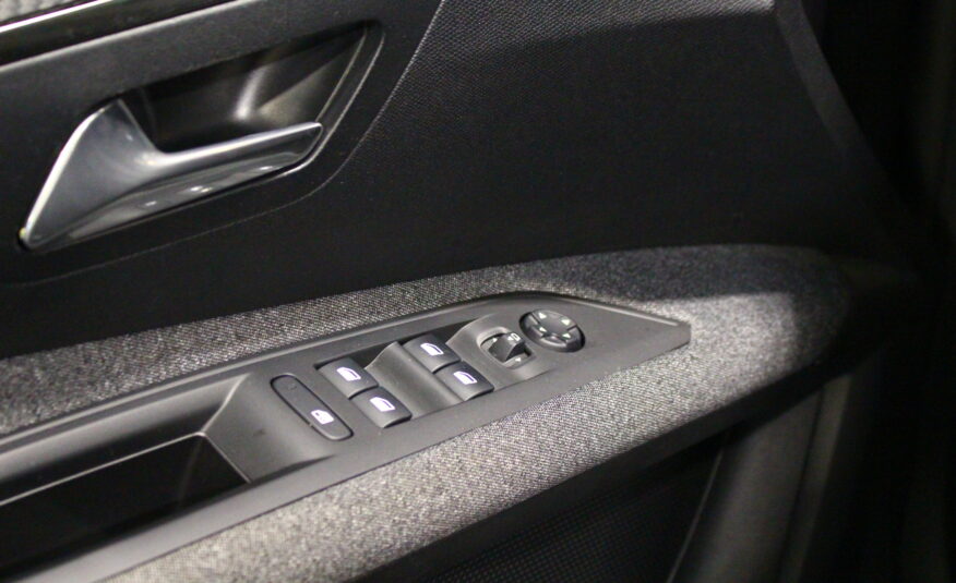 Peugeot 3008 1.5 BlueHDi Active Pack