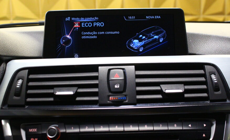 BMW 318 d Touring Auto Line Luxury
