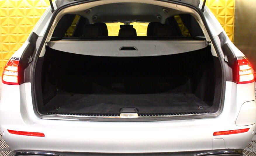 Mercedes-Benz E300de EQPOWER