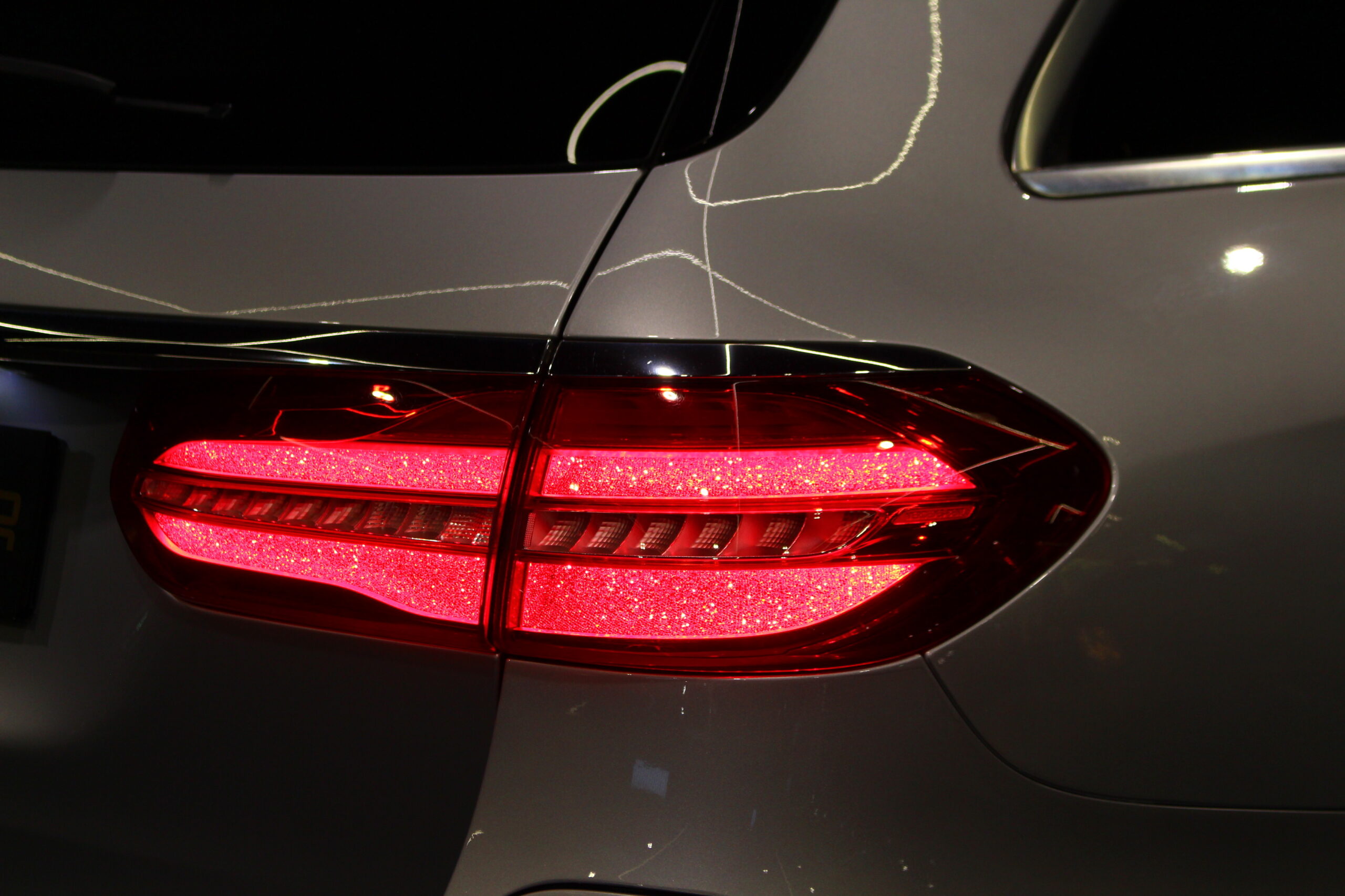 Mercedes-Benz E300de EQPOWER