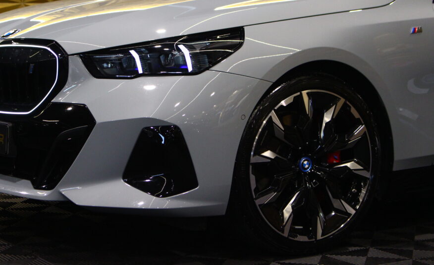 BMW i5 eDrive40 Pack Desportivo M Pro