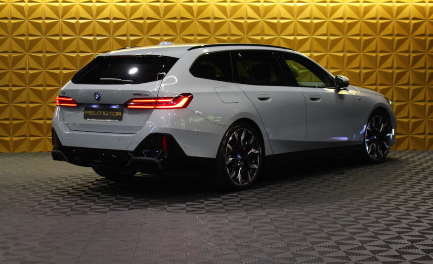BMW i5 eDrive40 Pack Desportivo M Pro