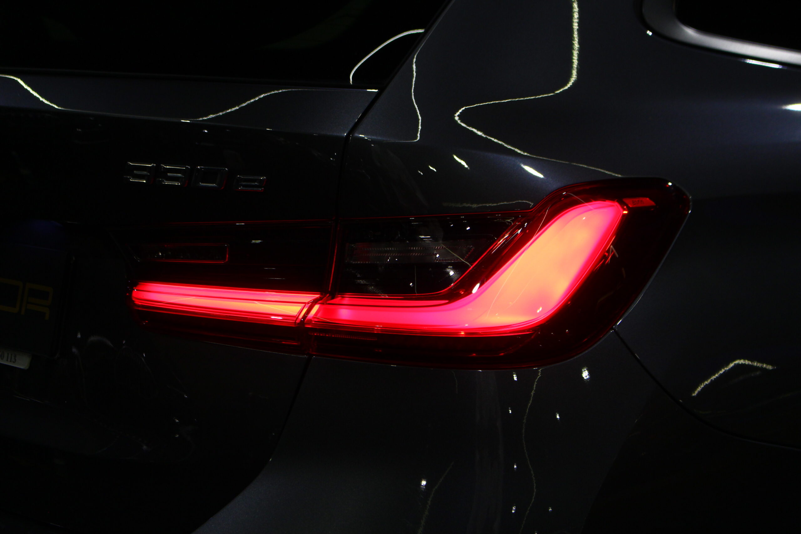 BMW 330 e Touring Line Sport Auto