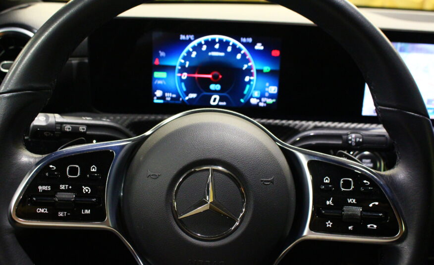 Mercedes-Benz CLA 250 e Progressive