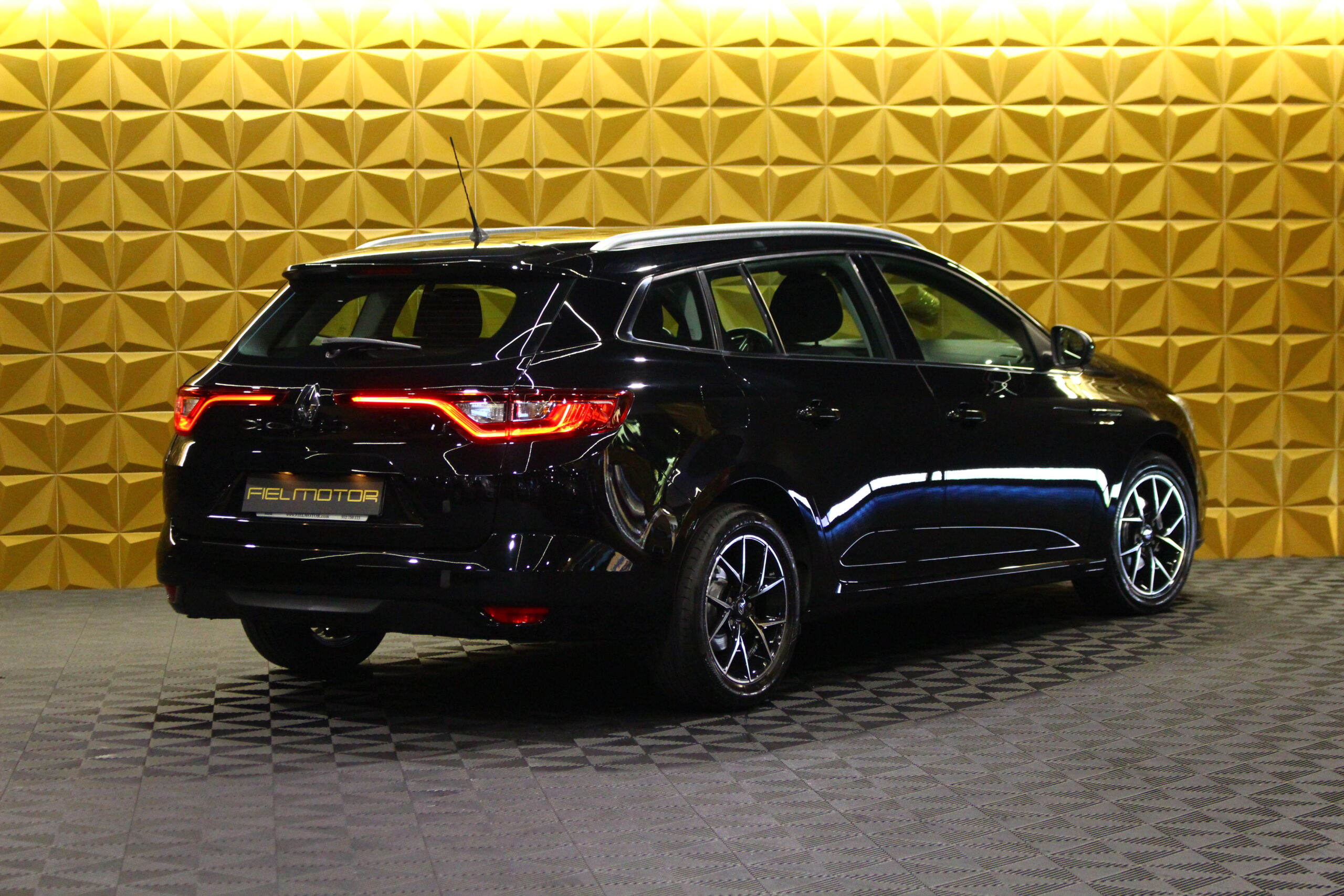 Renault Megane Sport Tourer