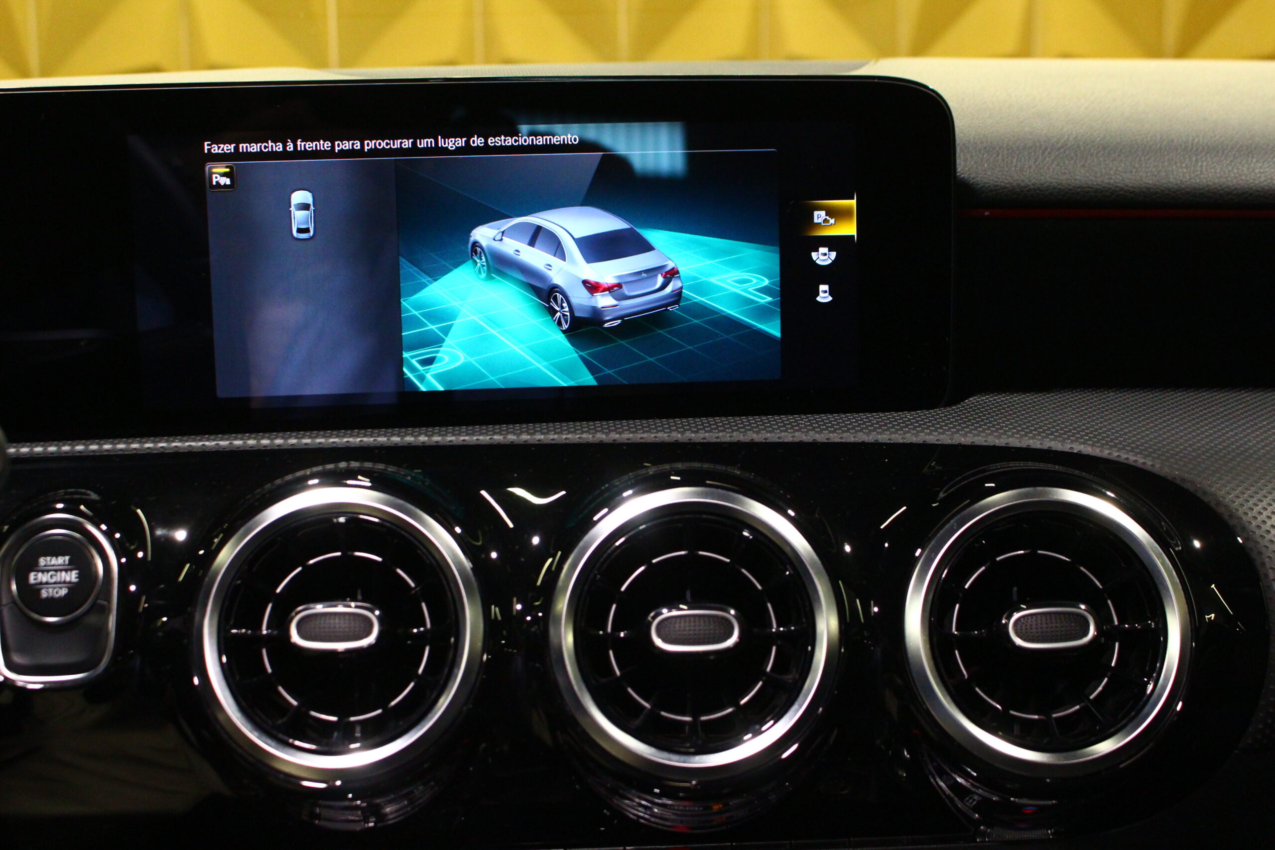 MERCEDES-BENZ A 250 Limousine Plug-in Hybrid