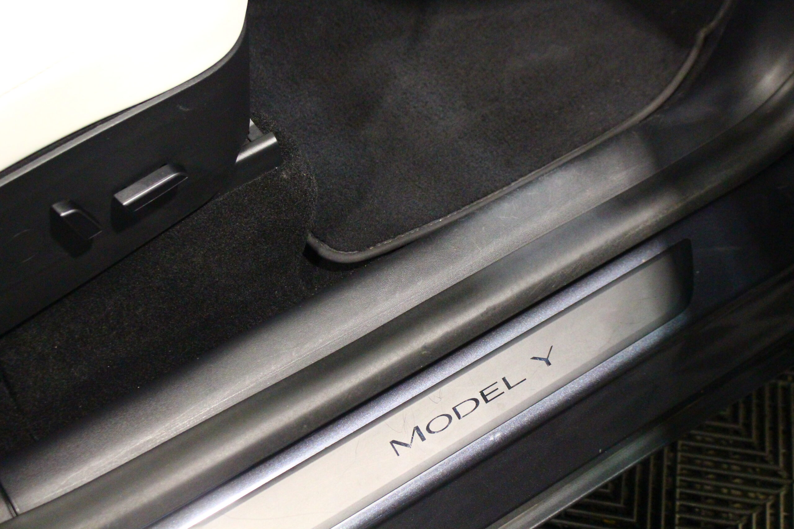 Tesla Model Y Long Range Tração Integral