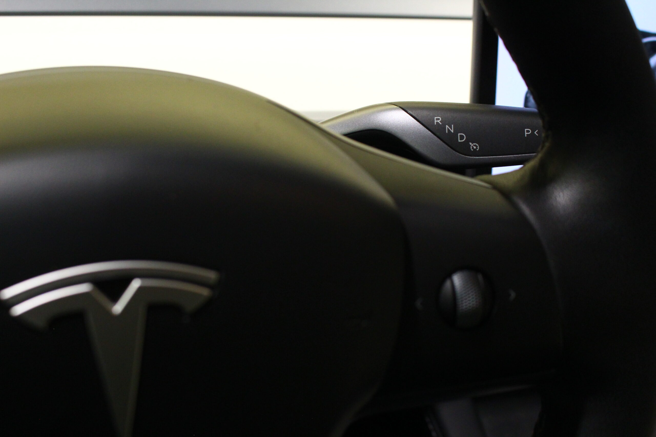 Tesla Model Y Long Range Tração Integral