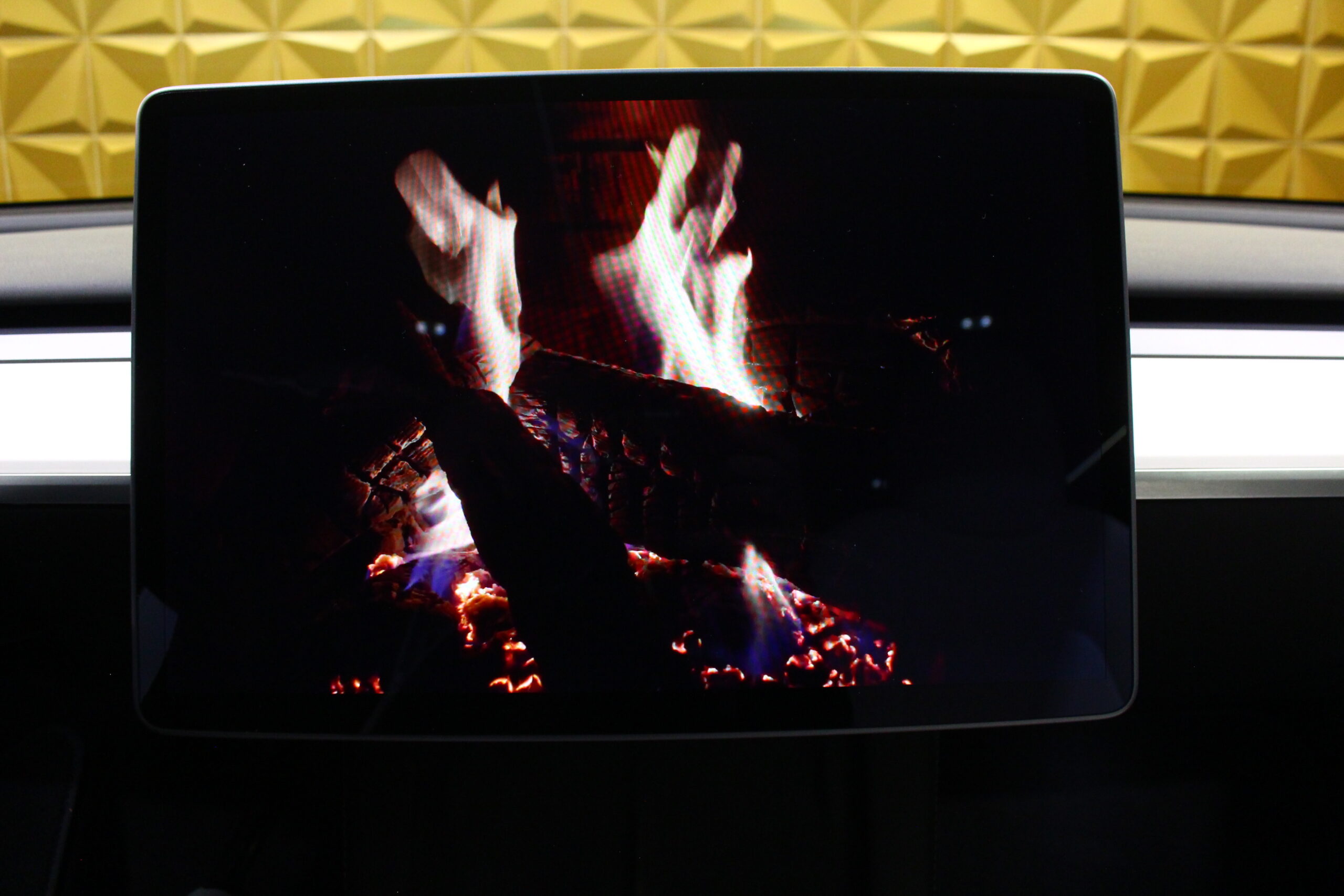 Tesla Model Y Long Range Tração Integral