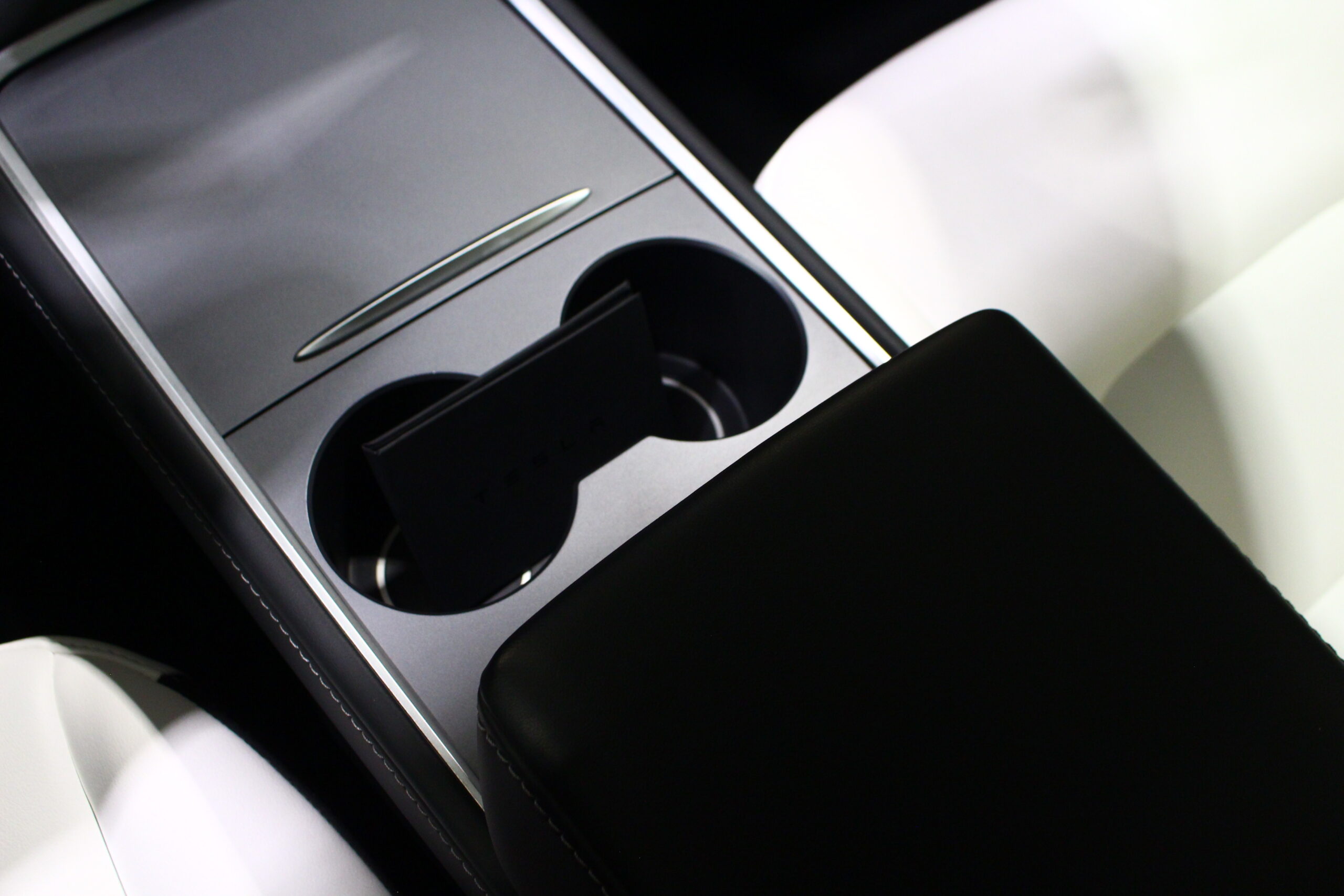 Tesla Model Y Long Range Tração Integral