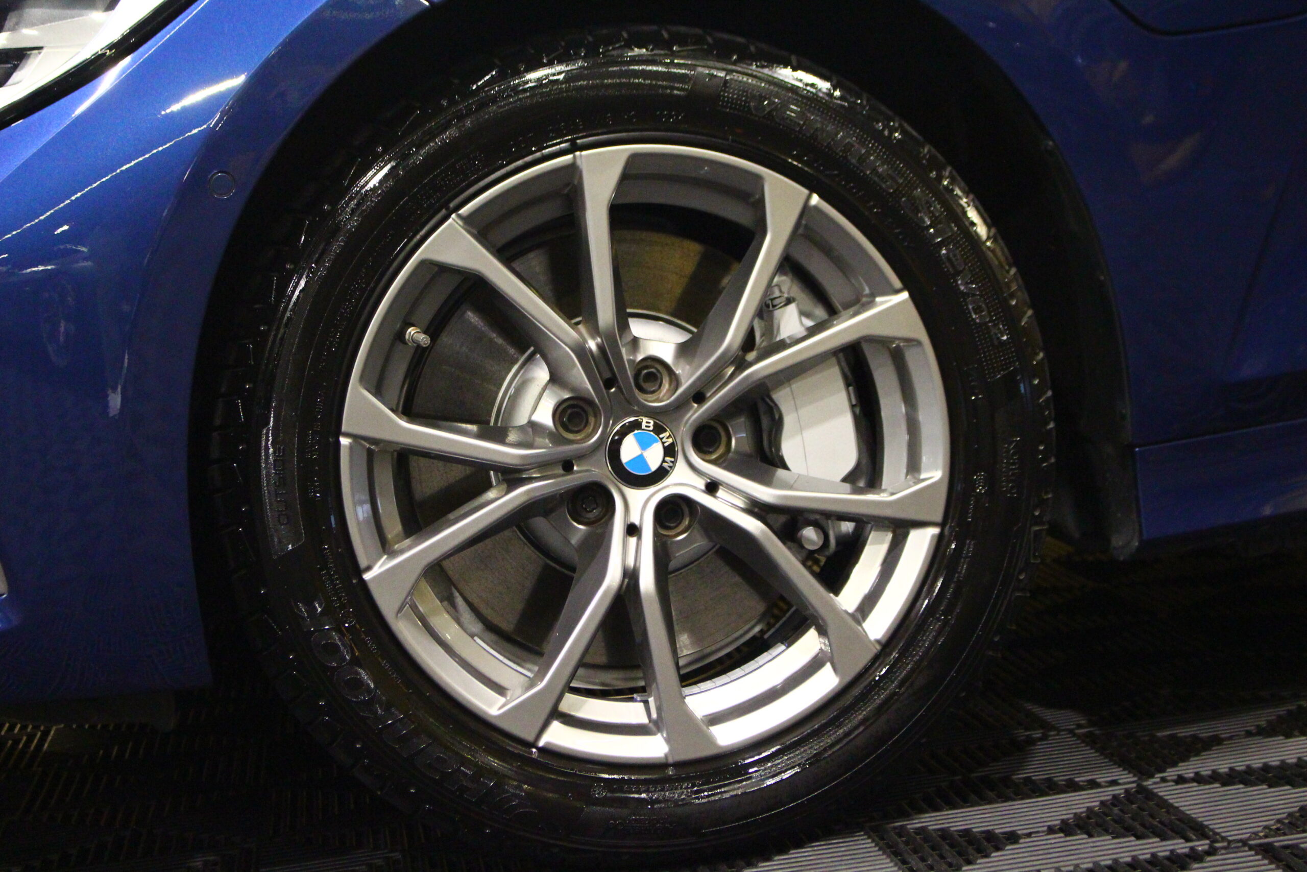 BMW 330 e Line Luxury Auto