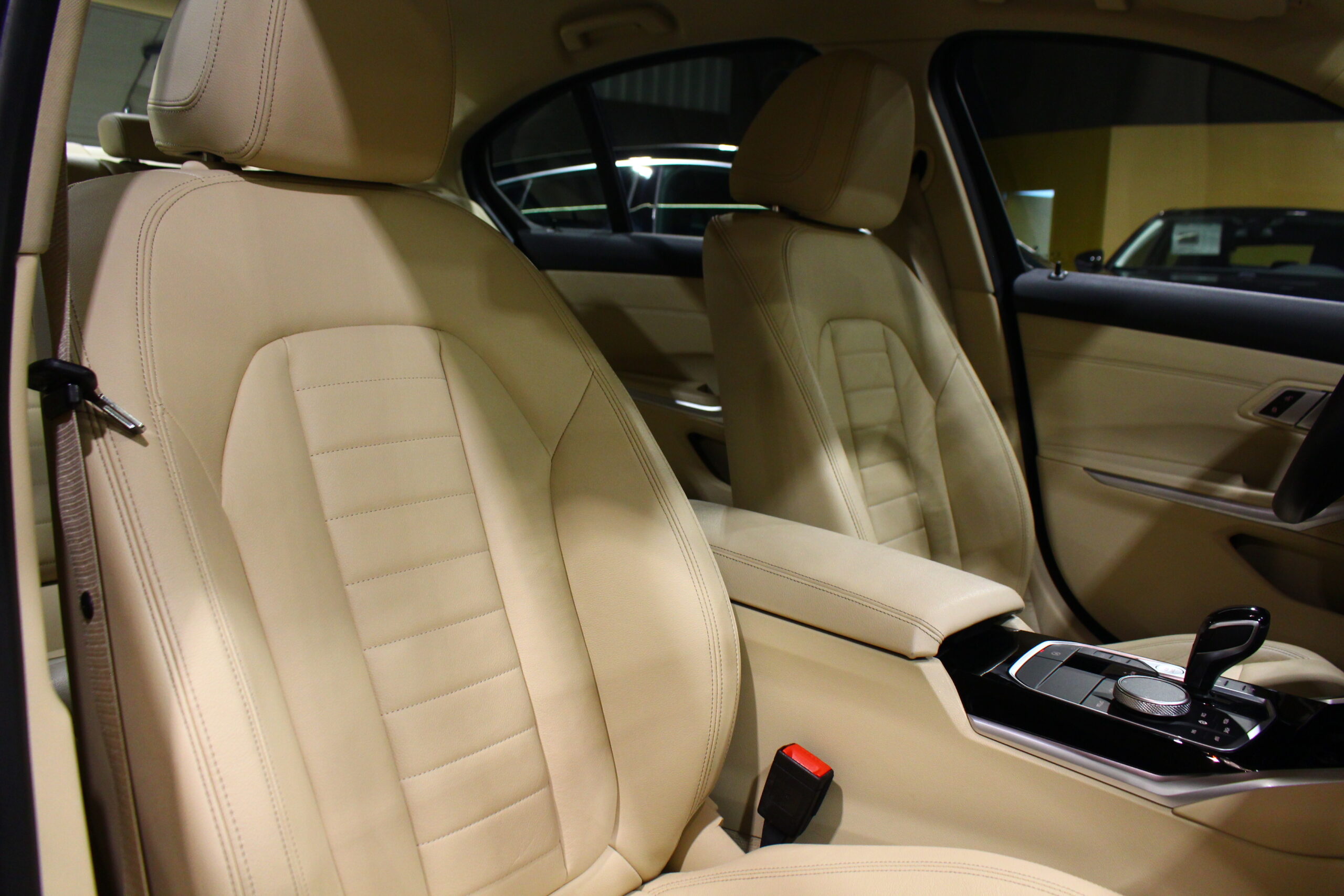 BMW 330 e Line Luxury Auto