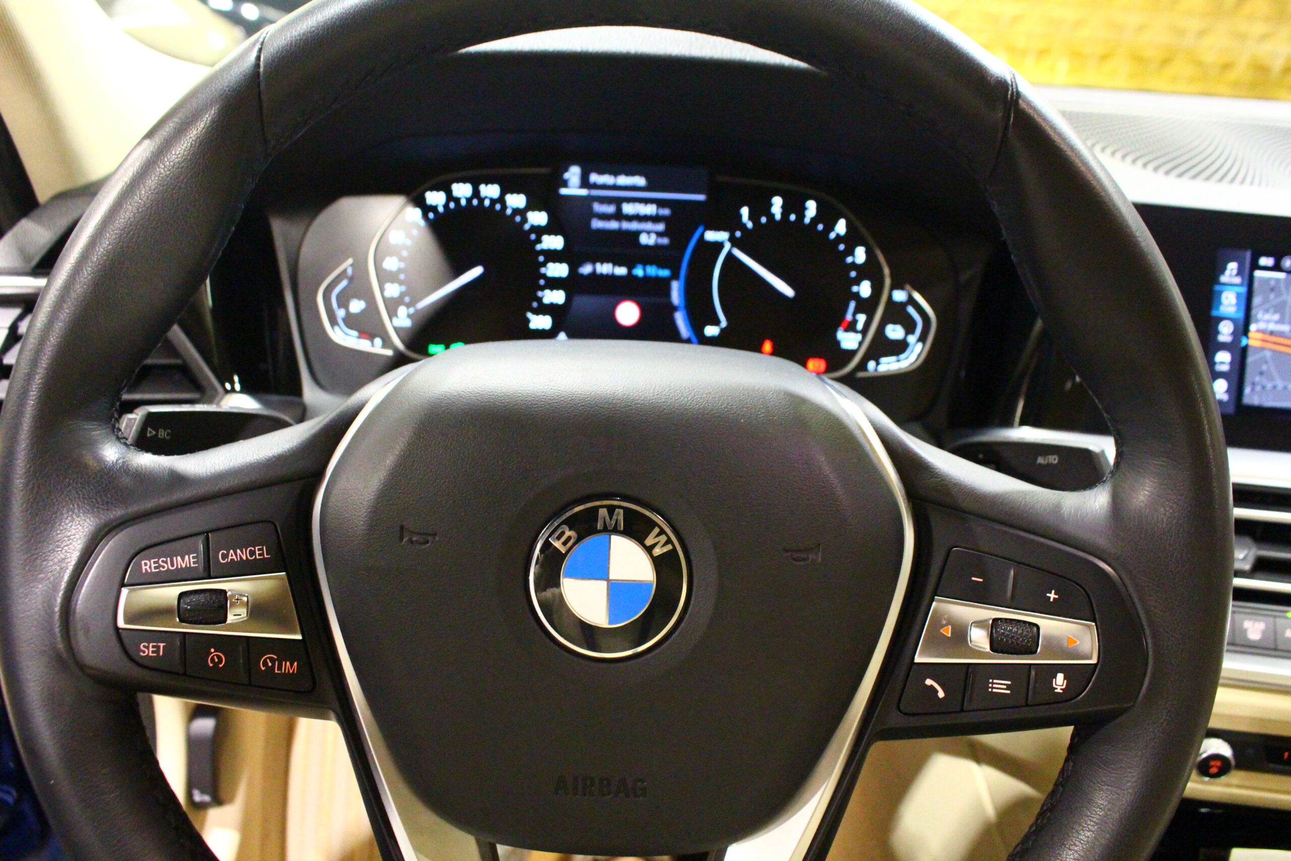 BMW 330 e Line Luxury Auto