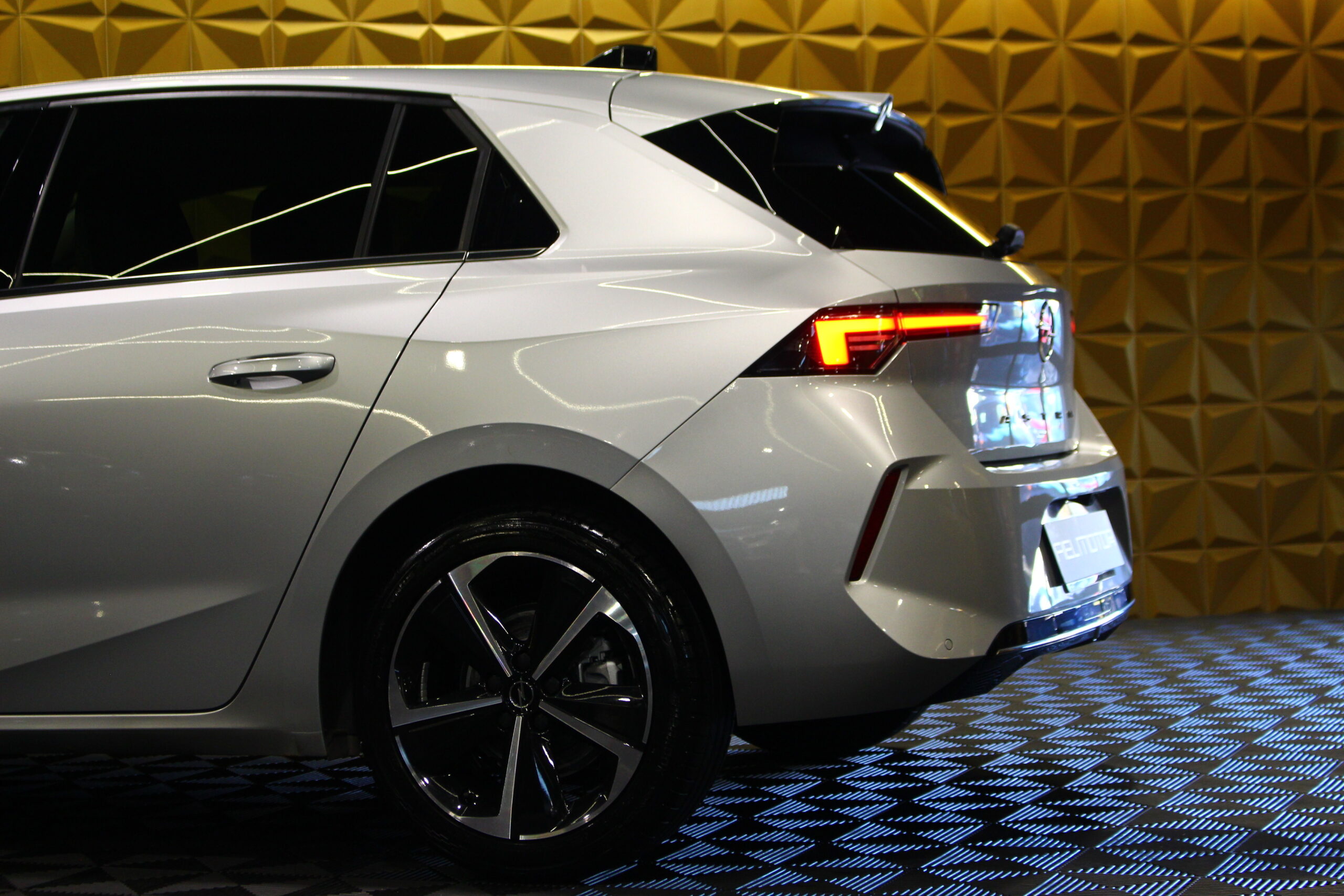 Opel Astra 1.5 D Elegance