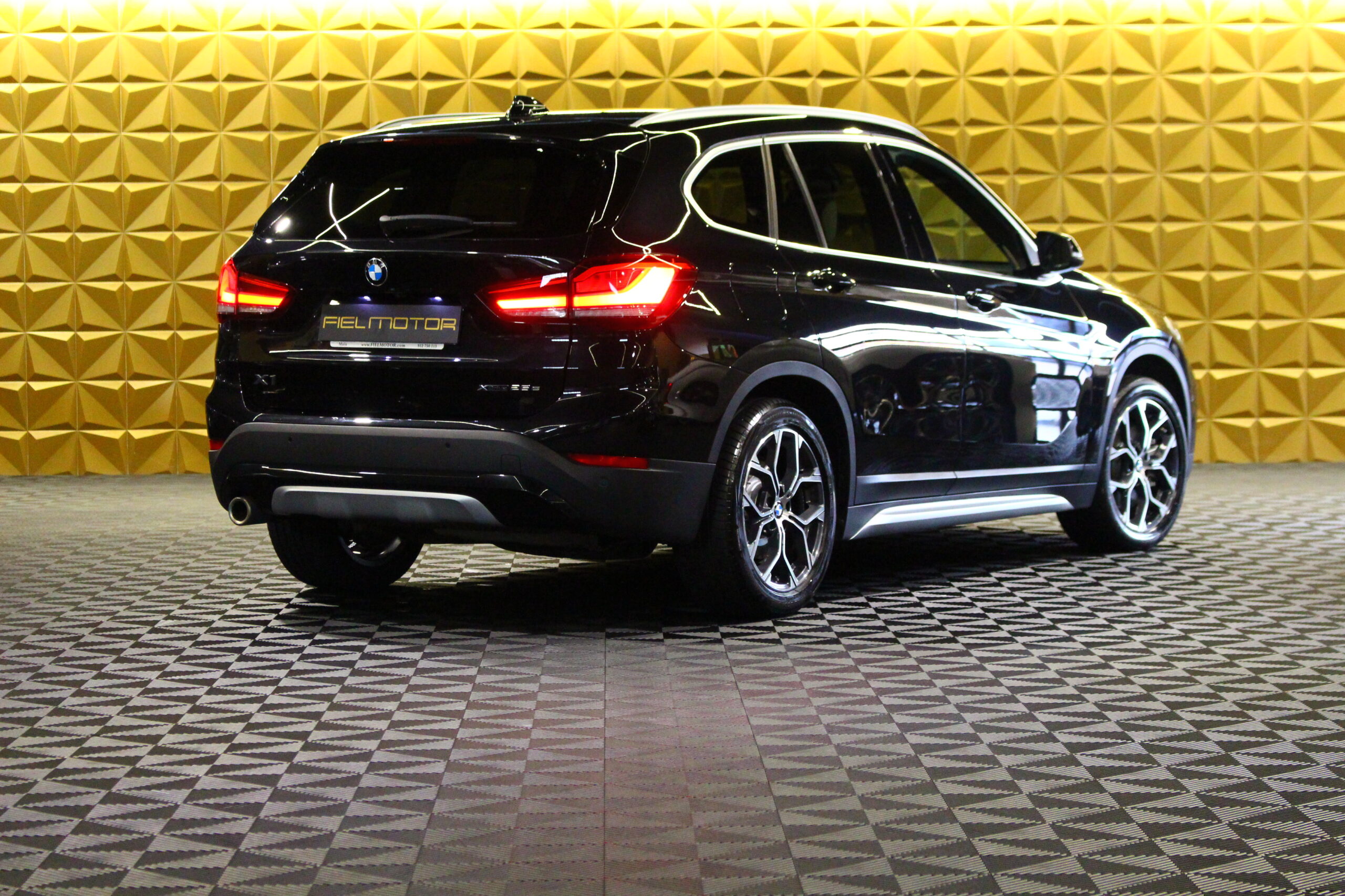 BMW X1 25 e xDrive Line Sport