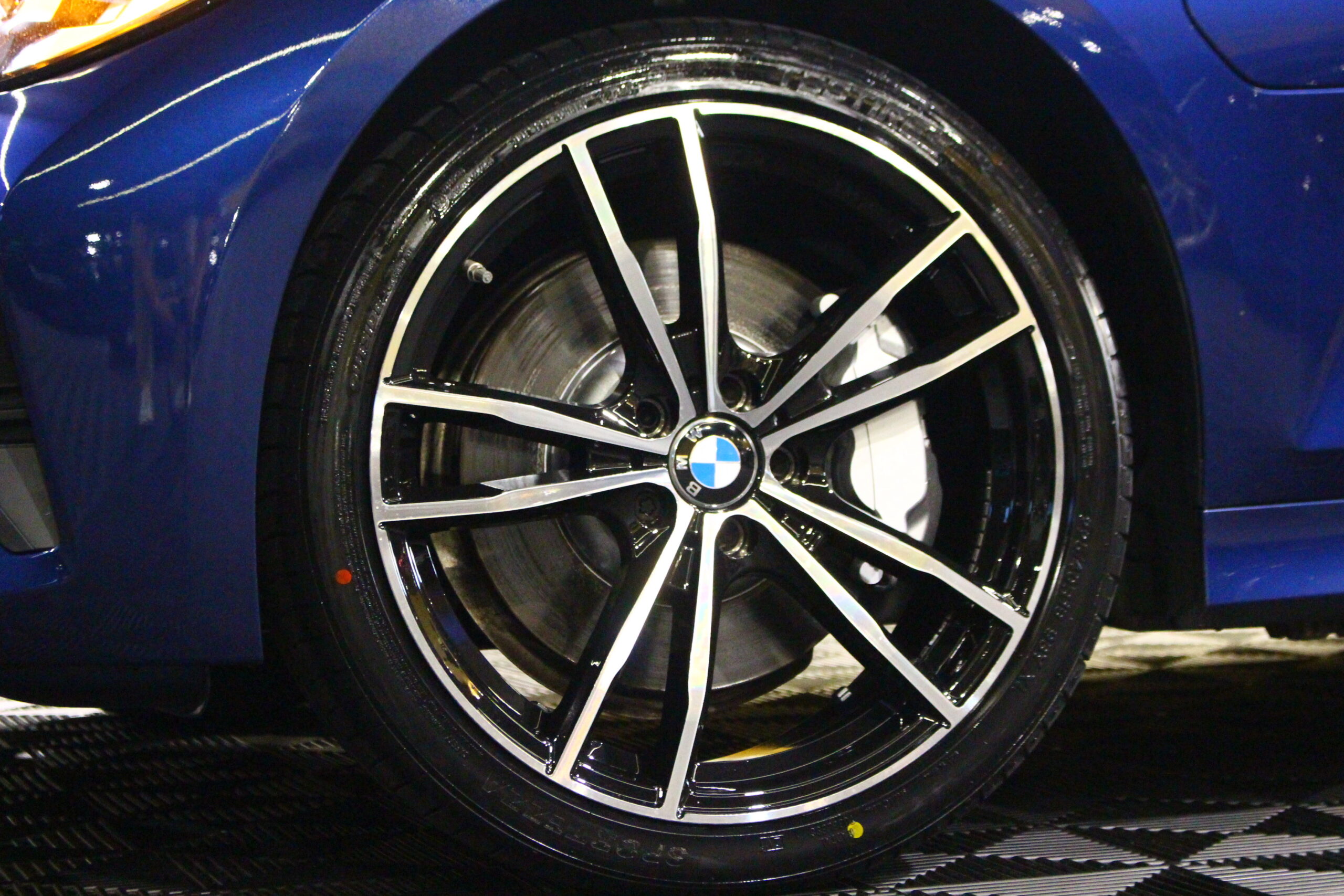 BMW 330 e Line Luxury Auto