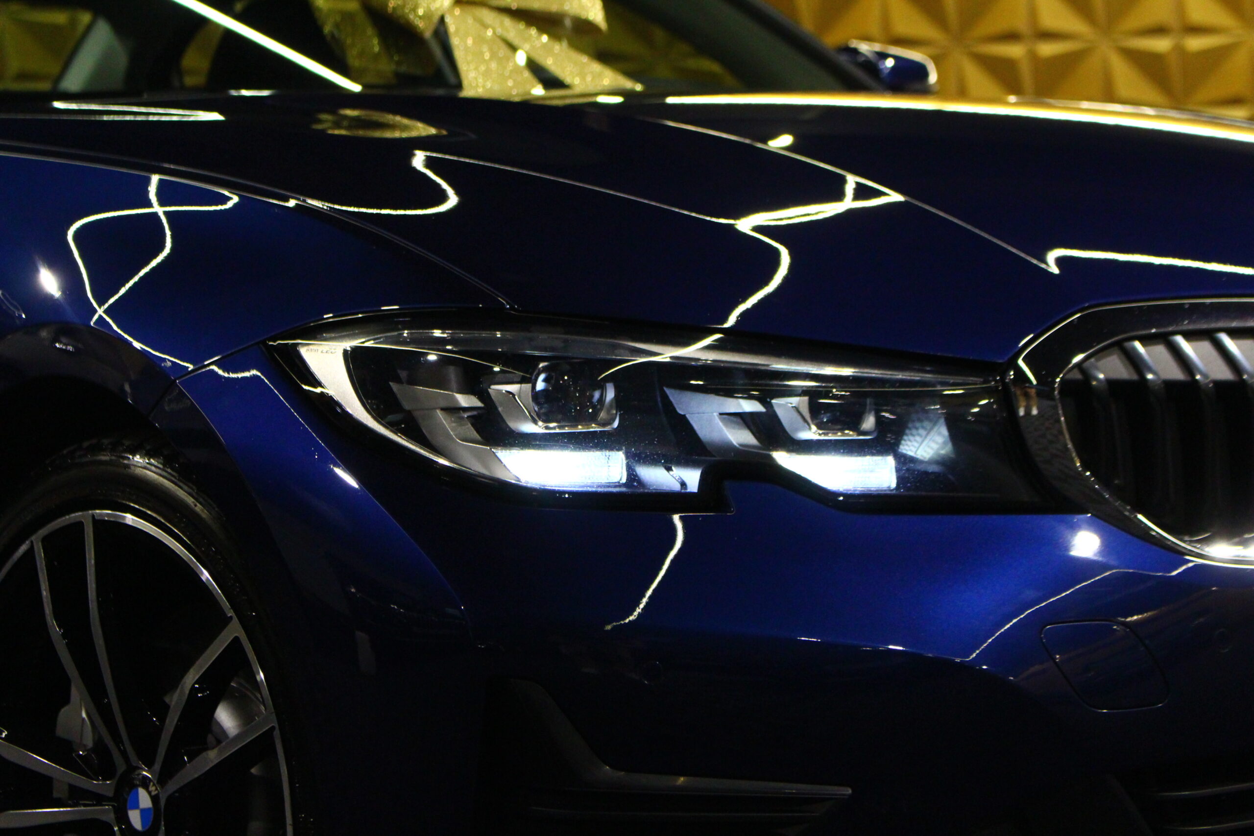 BMW 330 e Line Luxury Auto