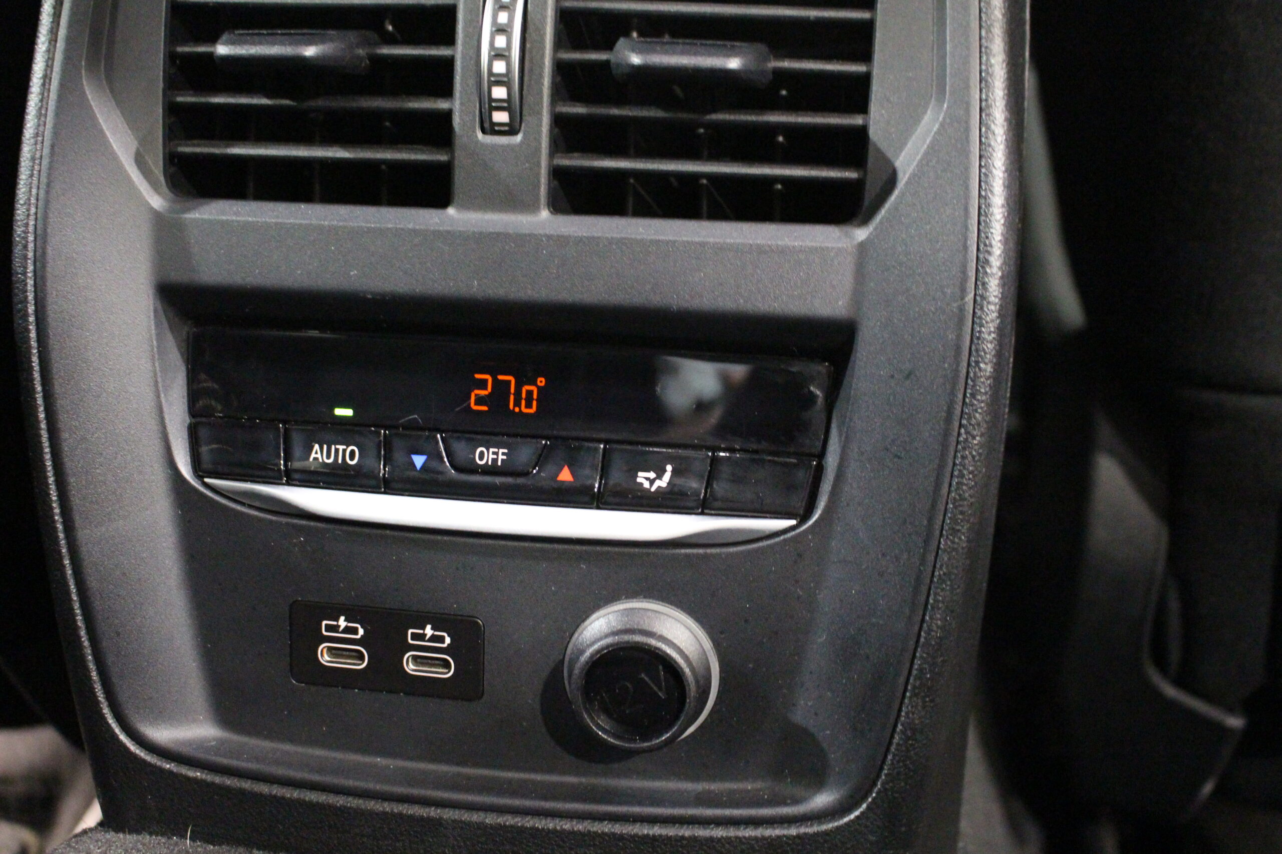 BMW 330 e Line Luxury Auto