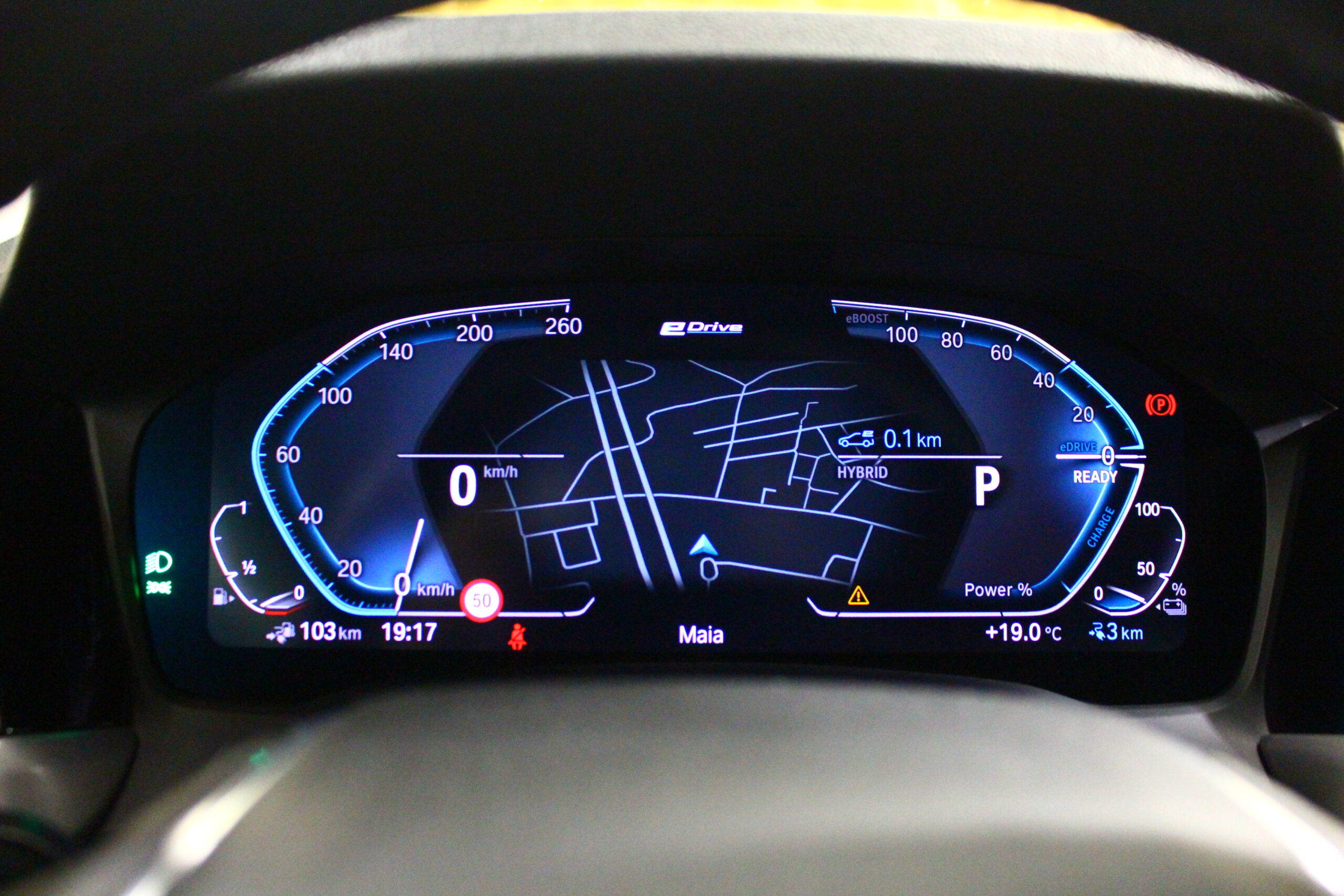 BMW 330 e Line Luxury Auto