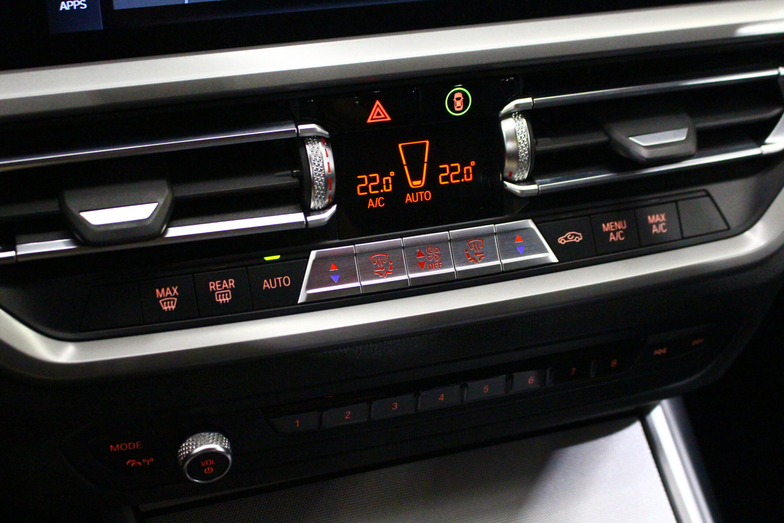 BMW 330 e Line Luxury Auto