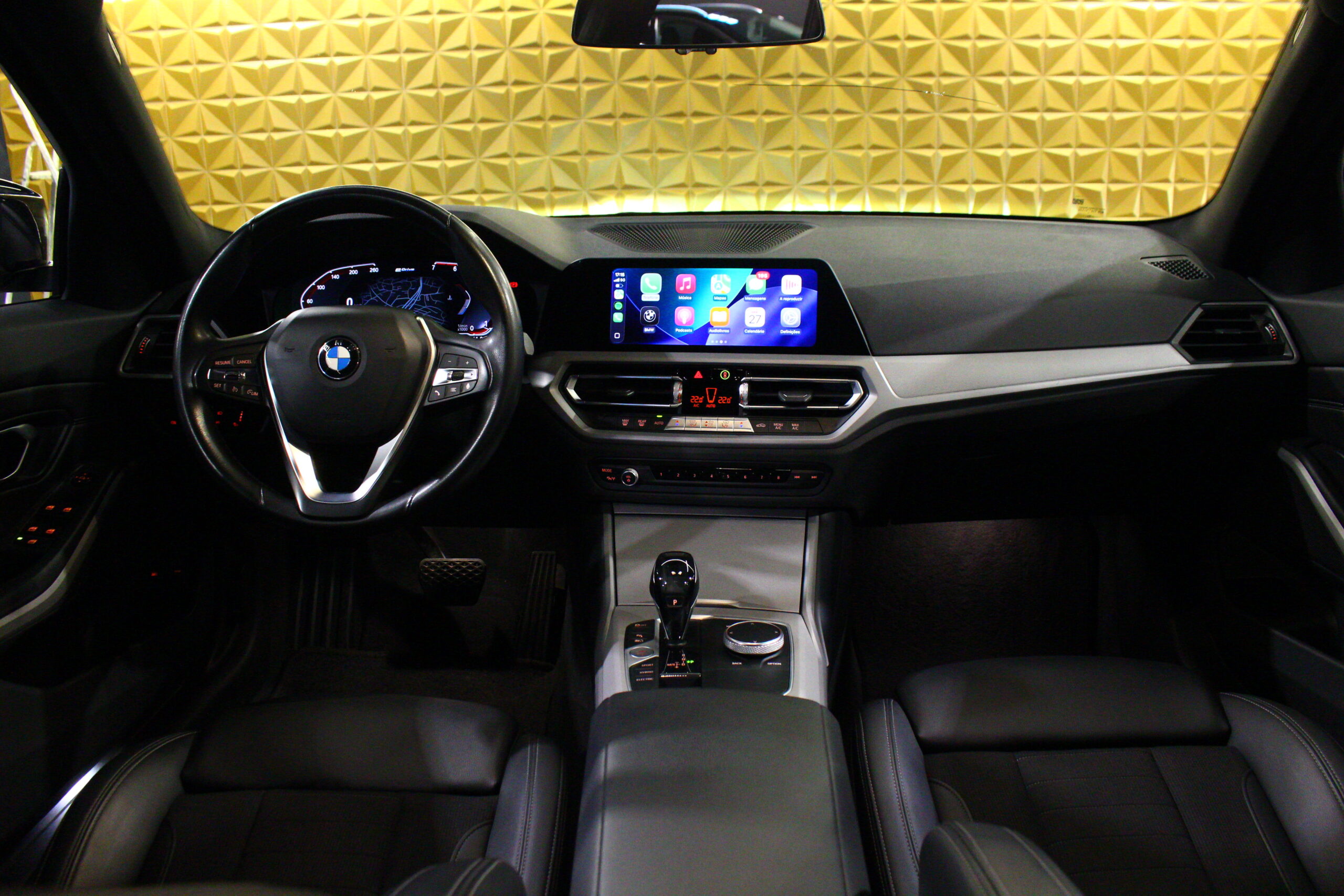 BMW 320 e Line Sport Auto