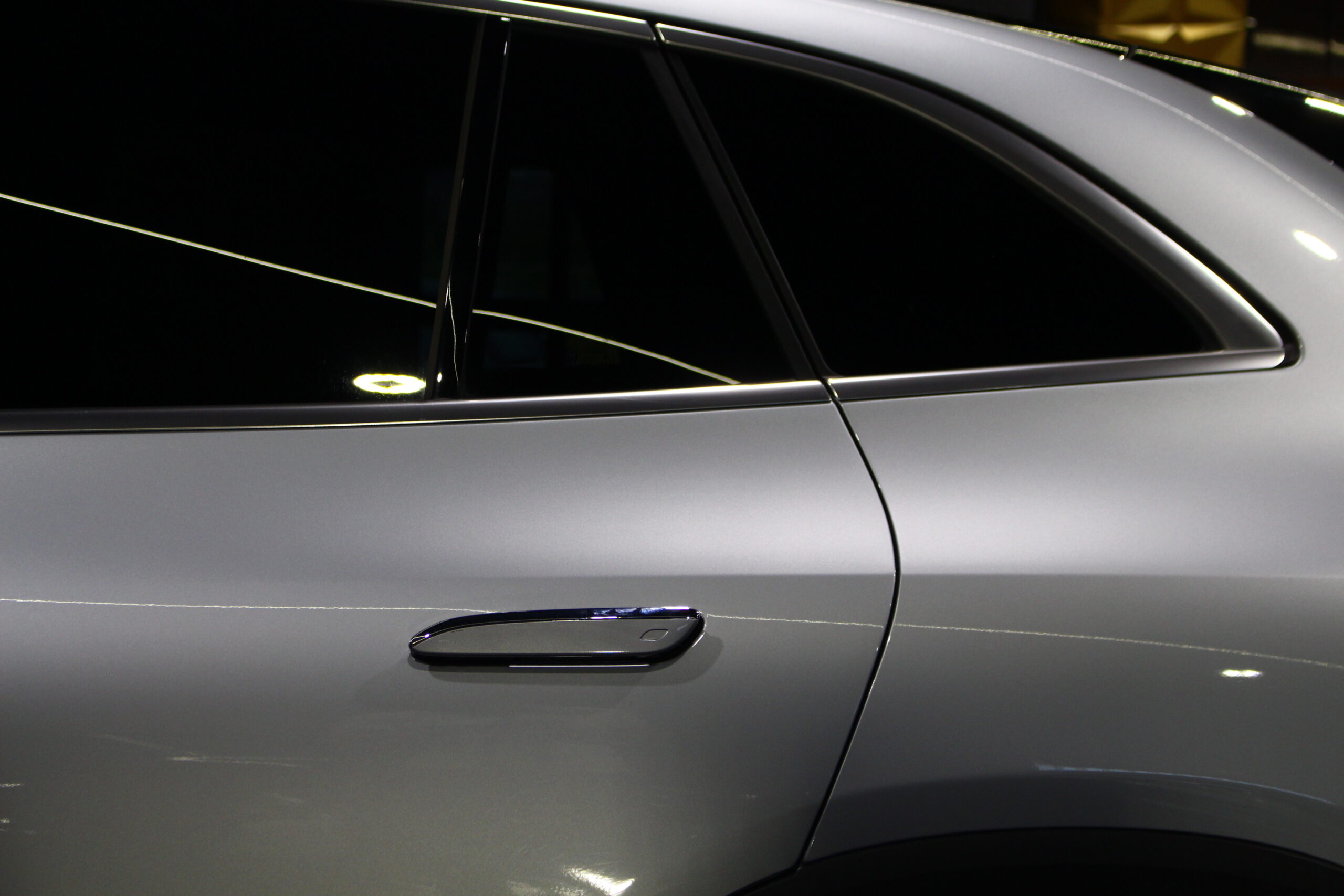 Mercedes-Benz EQE SUV 300 Edition