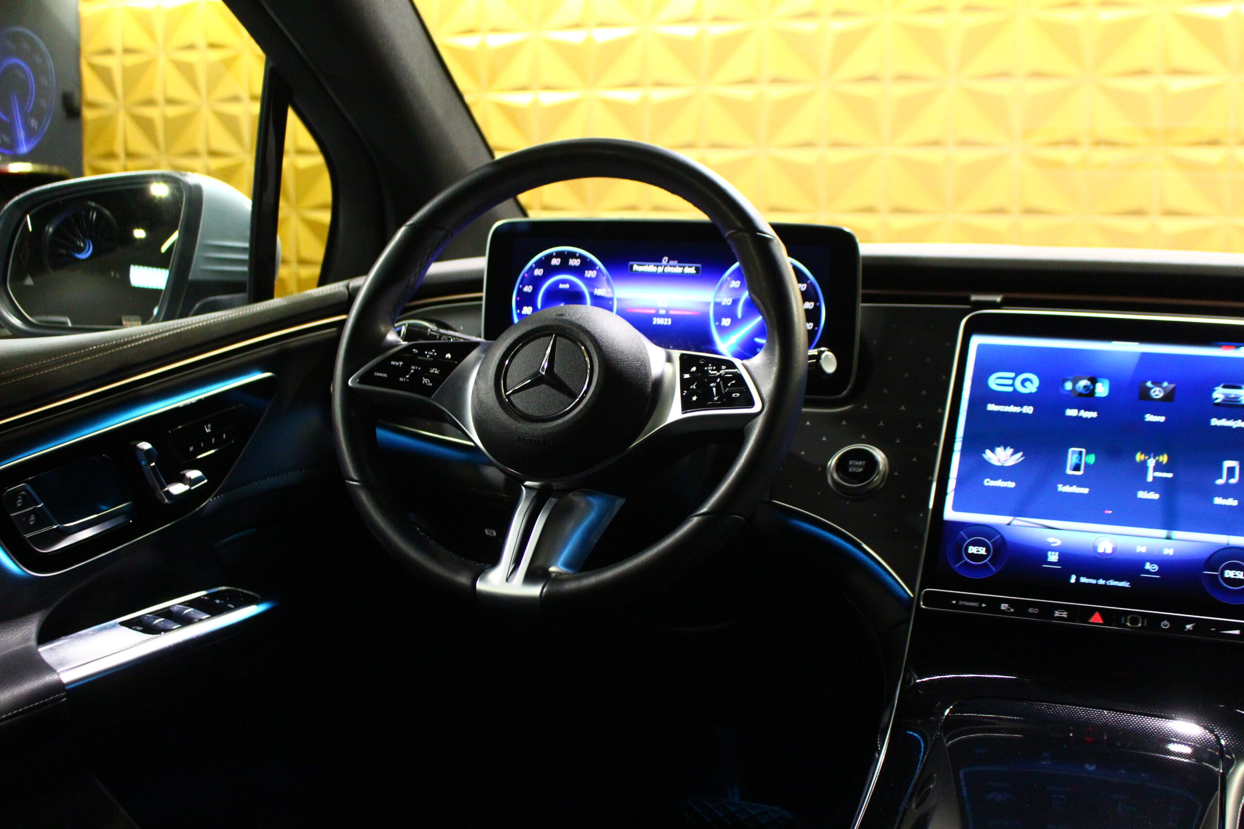 Mercedes-Benz EQE SUV 300 Edition