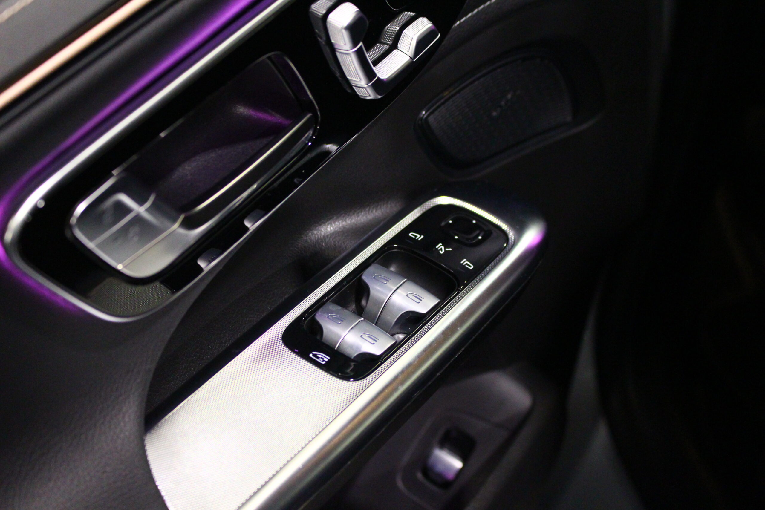 Mercedes-Benz EQE SUV 300 Edition