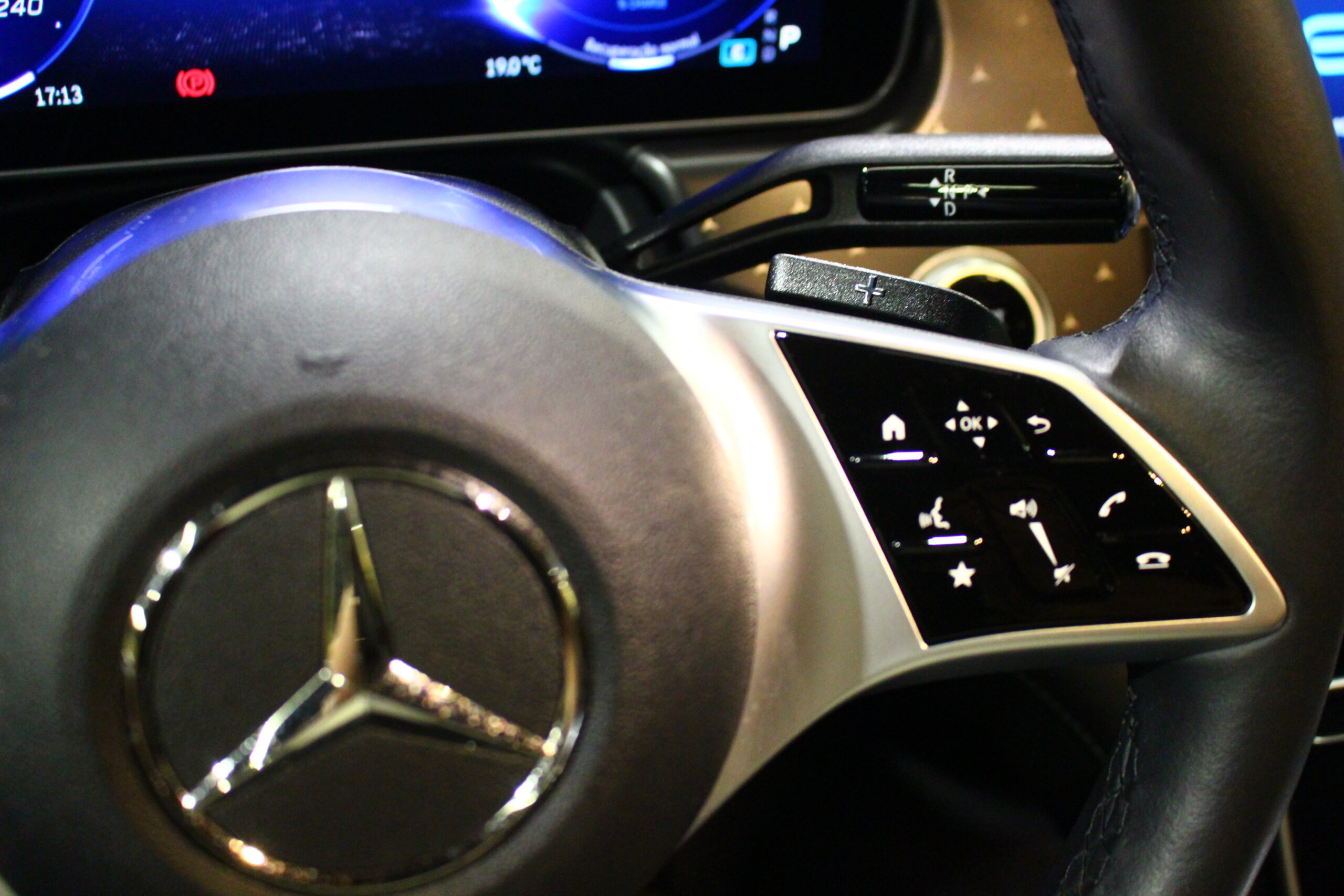 Mercedes-Benz EQE SUV 300 Edition