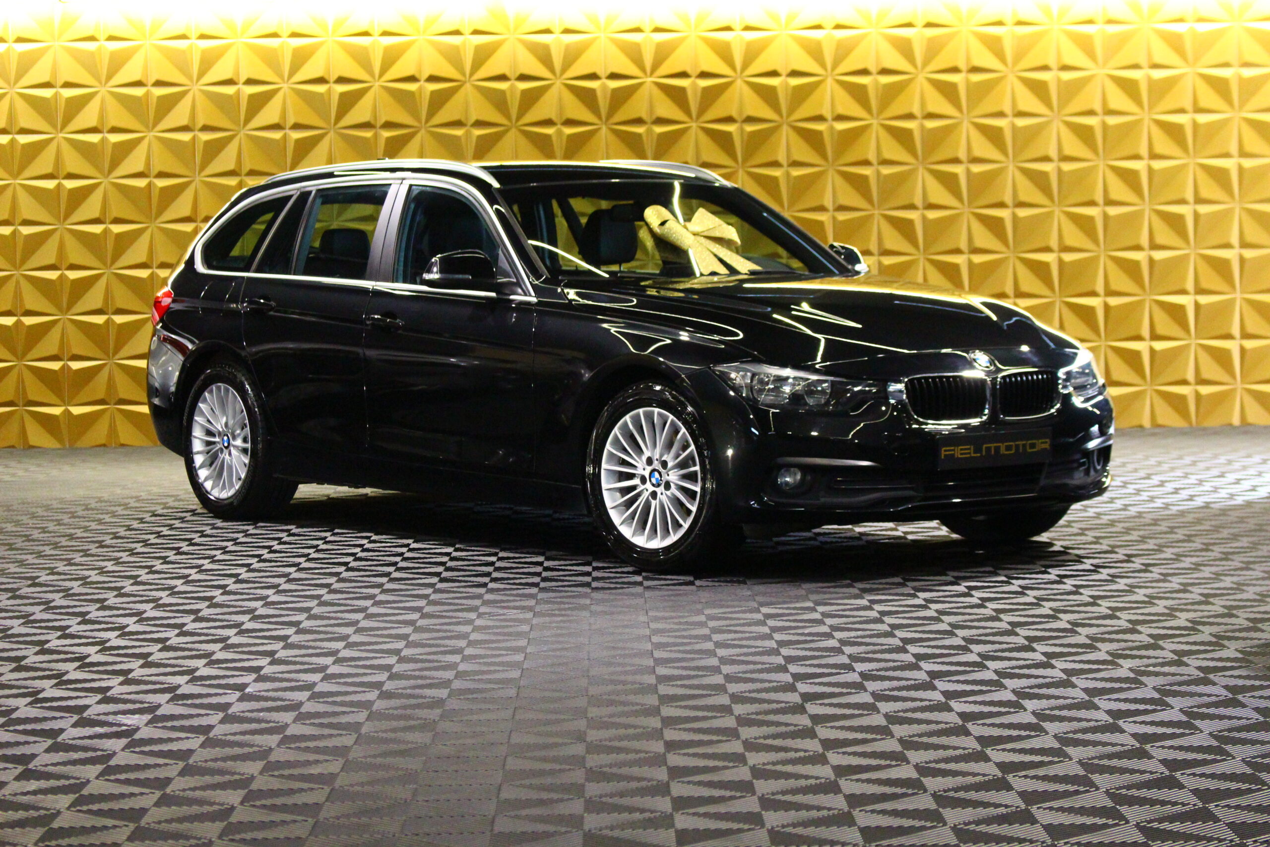 BMW 318 d EfficientDynamics Line Luxury