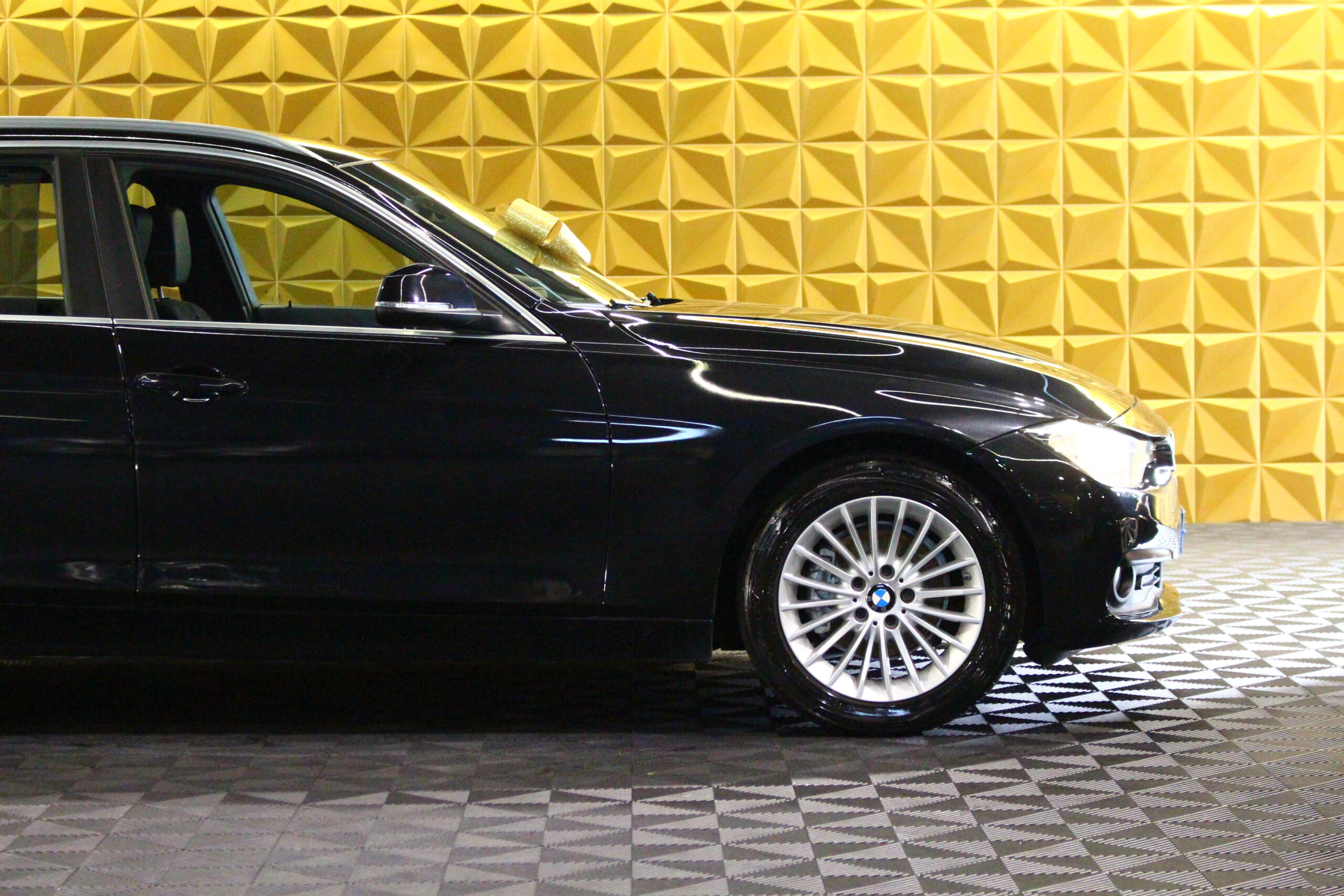 BMW 318 d EfficientDynamics Line Luxury