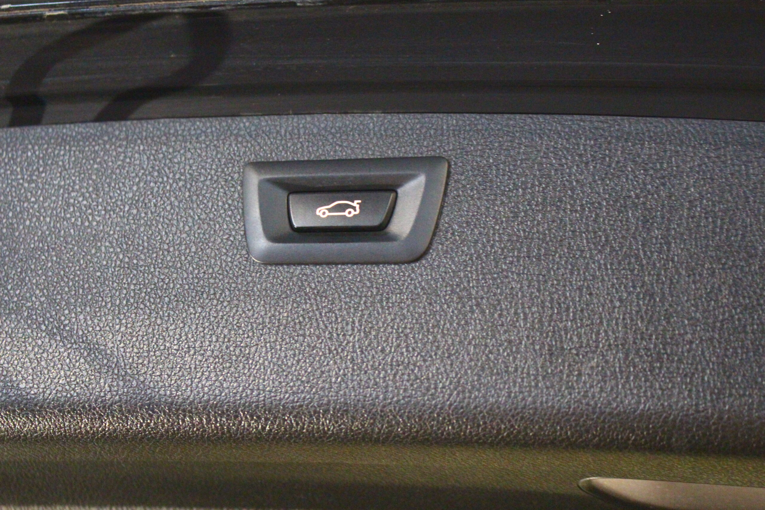 BMW 318 d EfficientDynamics Line Luxury