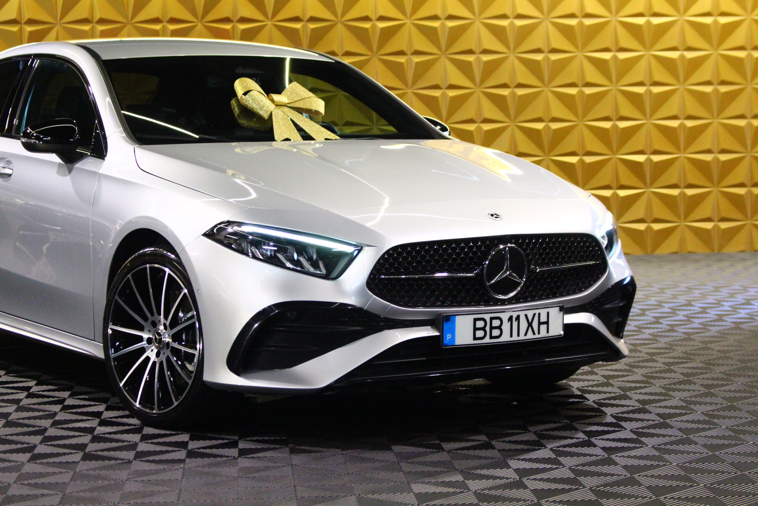 Mercedes-Benz A 250 e AMG Line