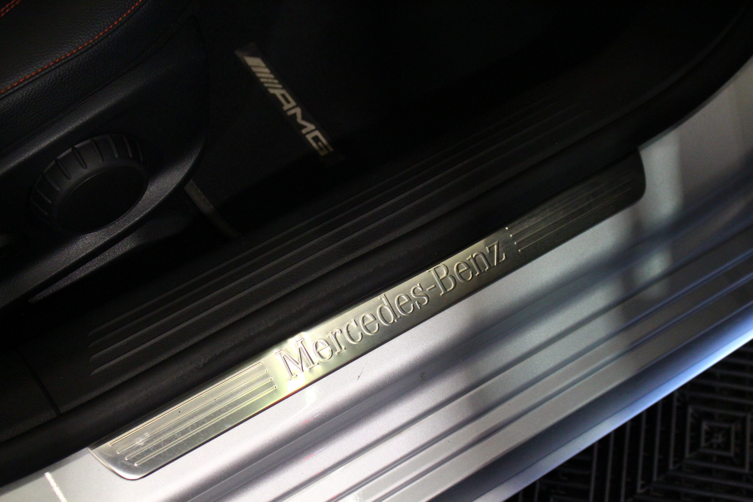 Mercedes-Benz A 250 e AMG Line