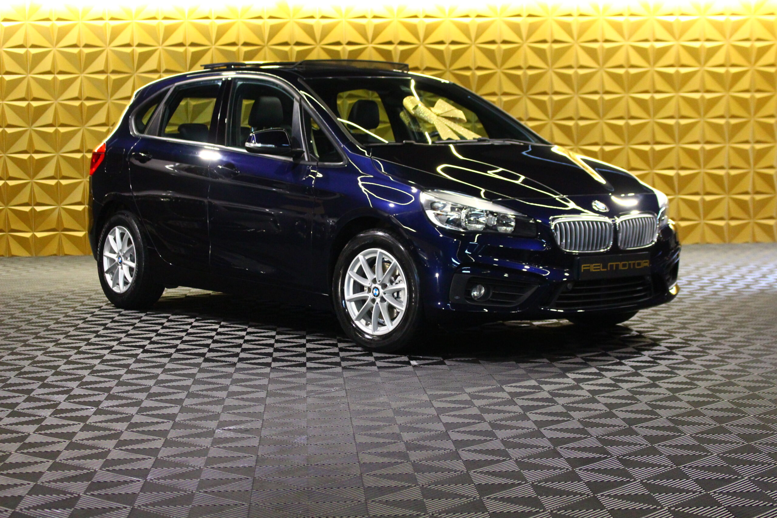 BMW 218 Active Tourer d Line Sport Auto