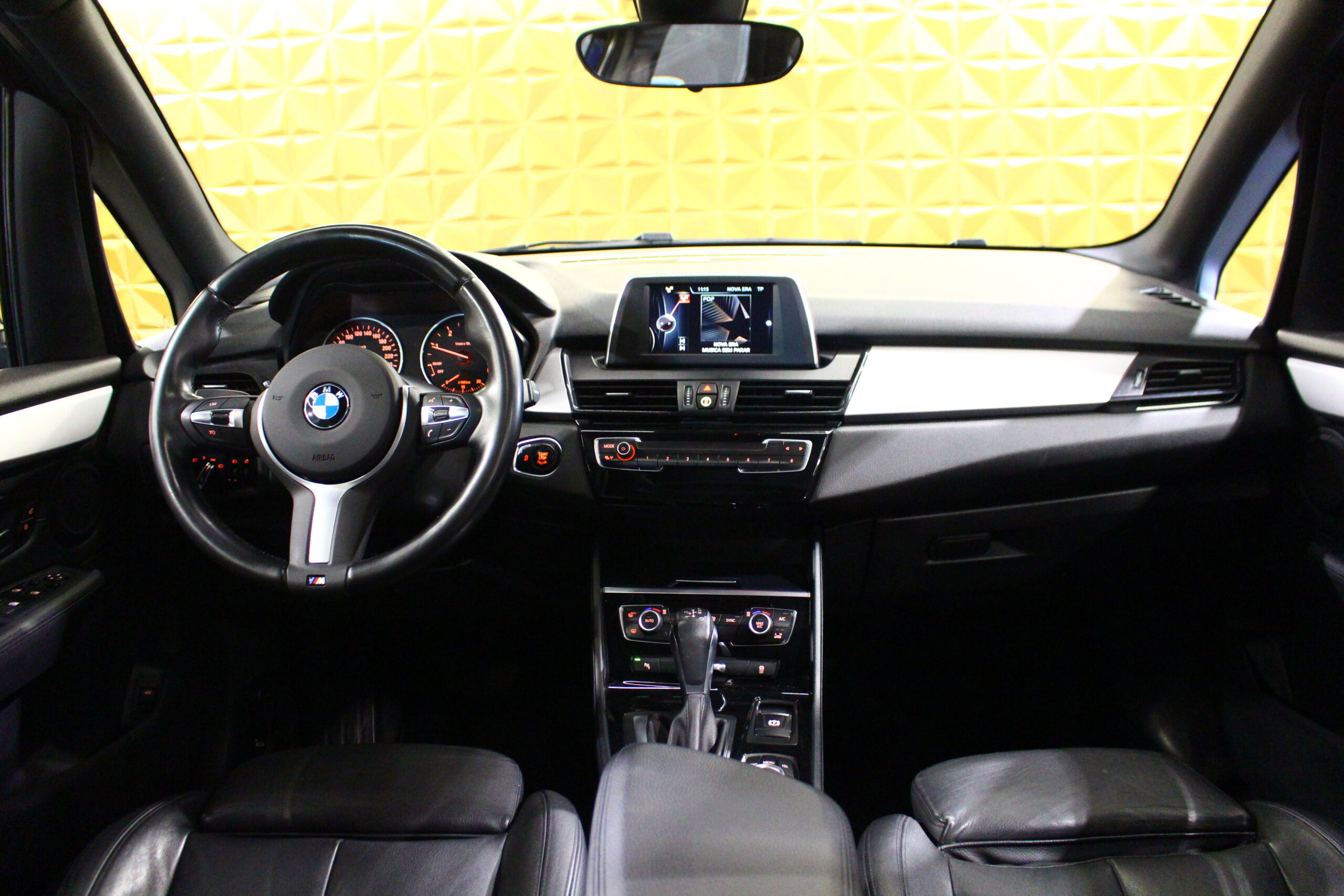 BMW 218 Active Tourer d Line Sport Auto