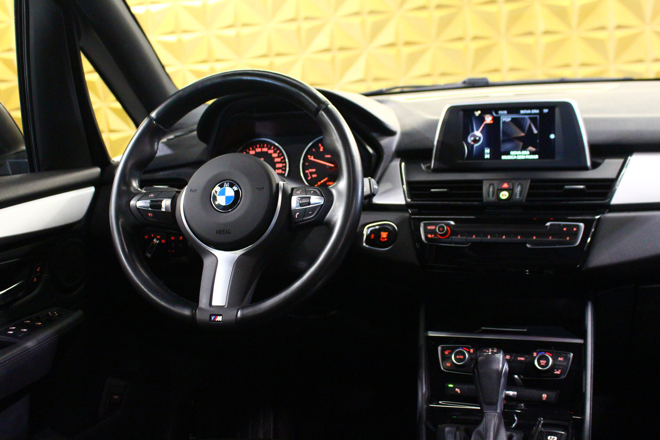 BMW 218 Active Tourer d Line Sport Auto