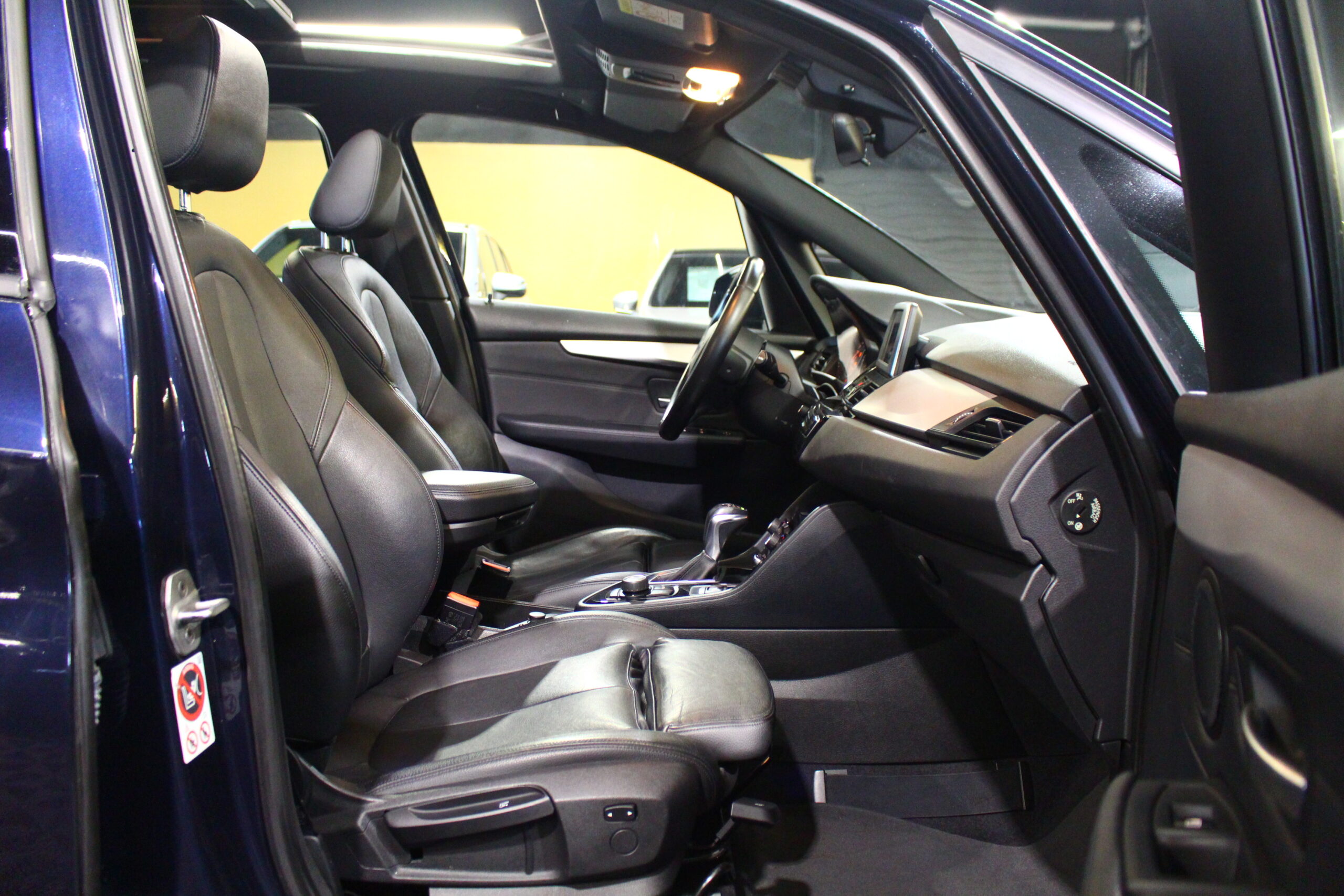 BMW 218 Active Tourer d Line Sport Auto