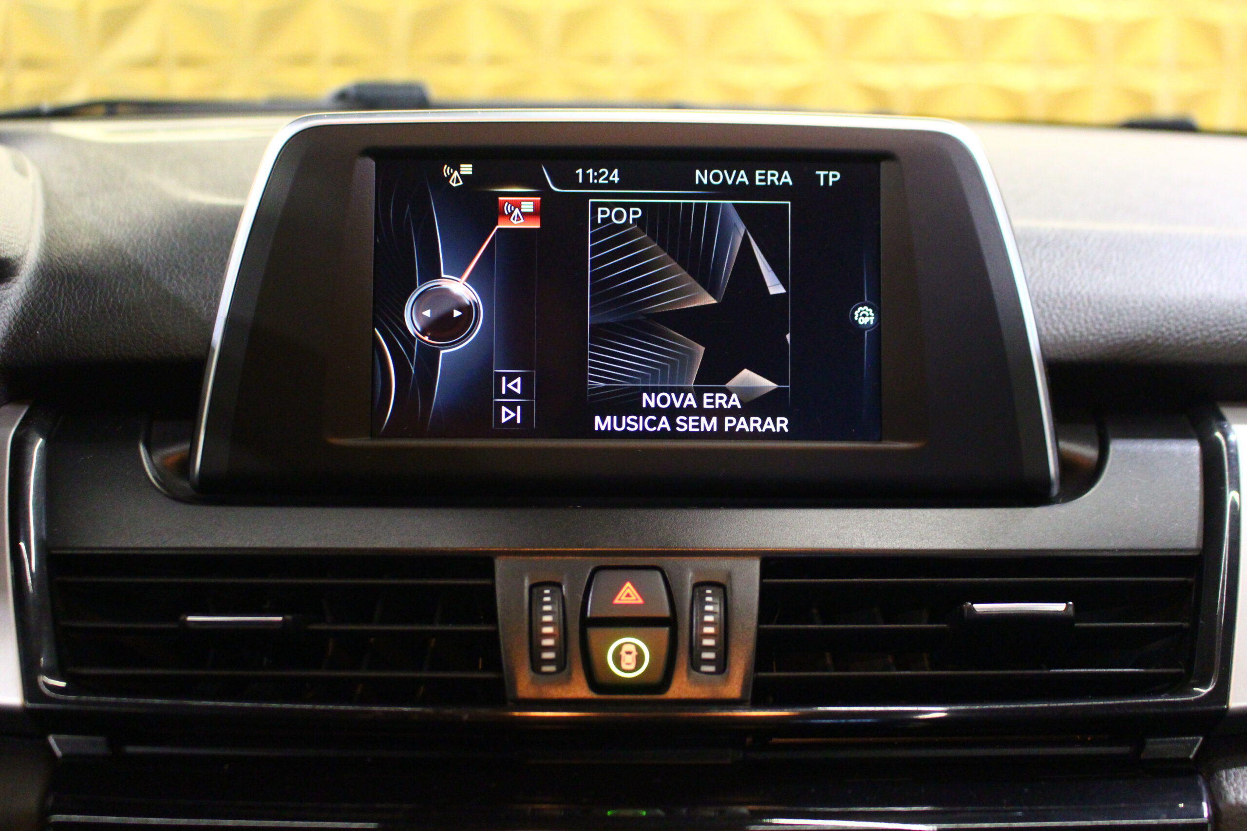 BMW 218 Active Tourer d Line Sport Auto