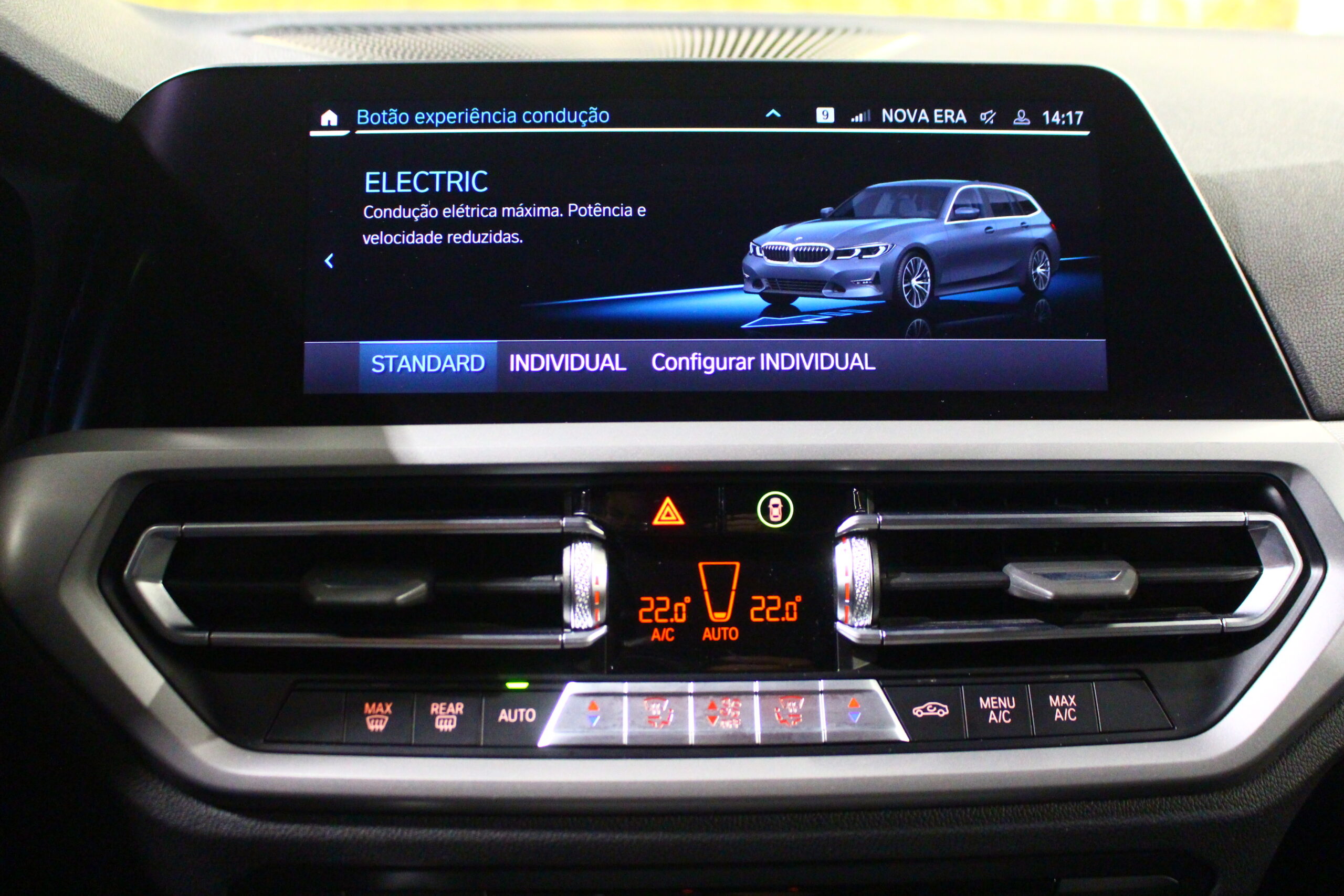 BMW 320 e Line Sport Auto