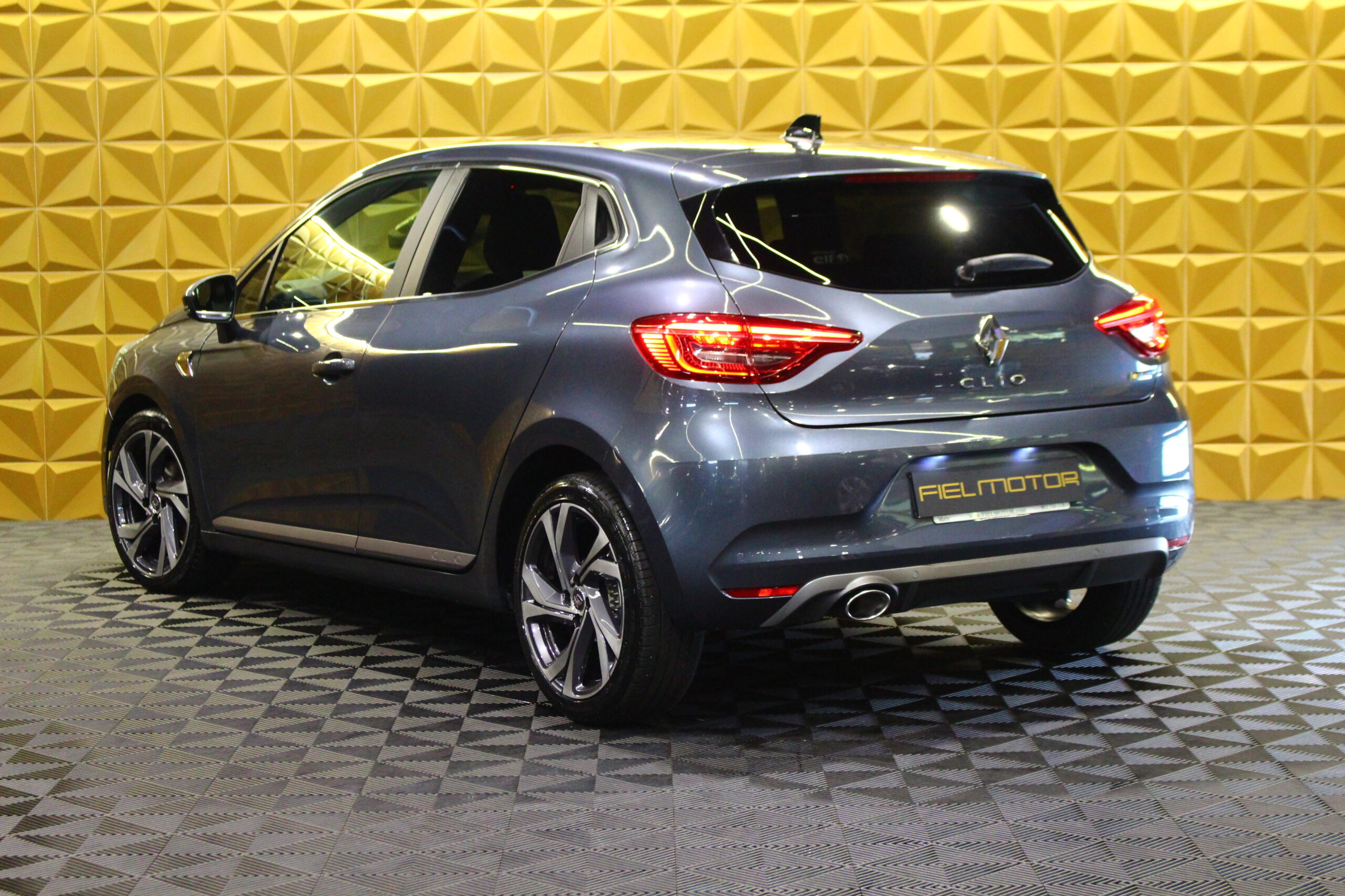 Renault Clio  RS Line