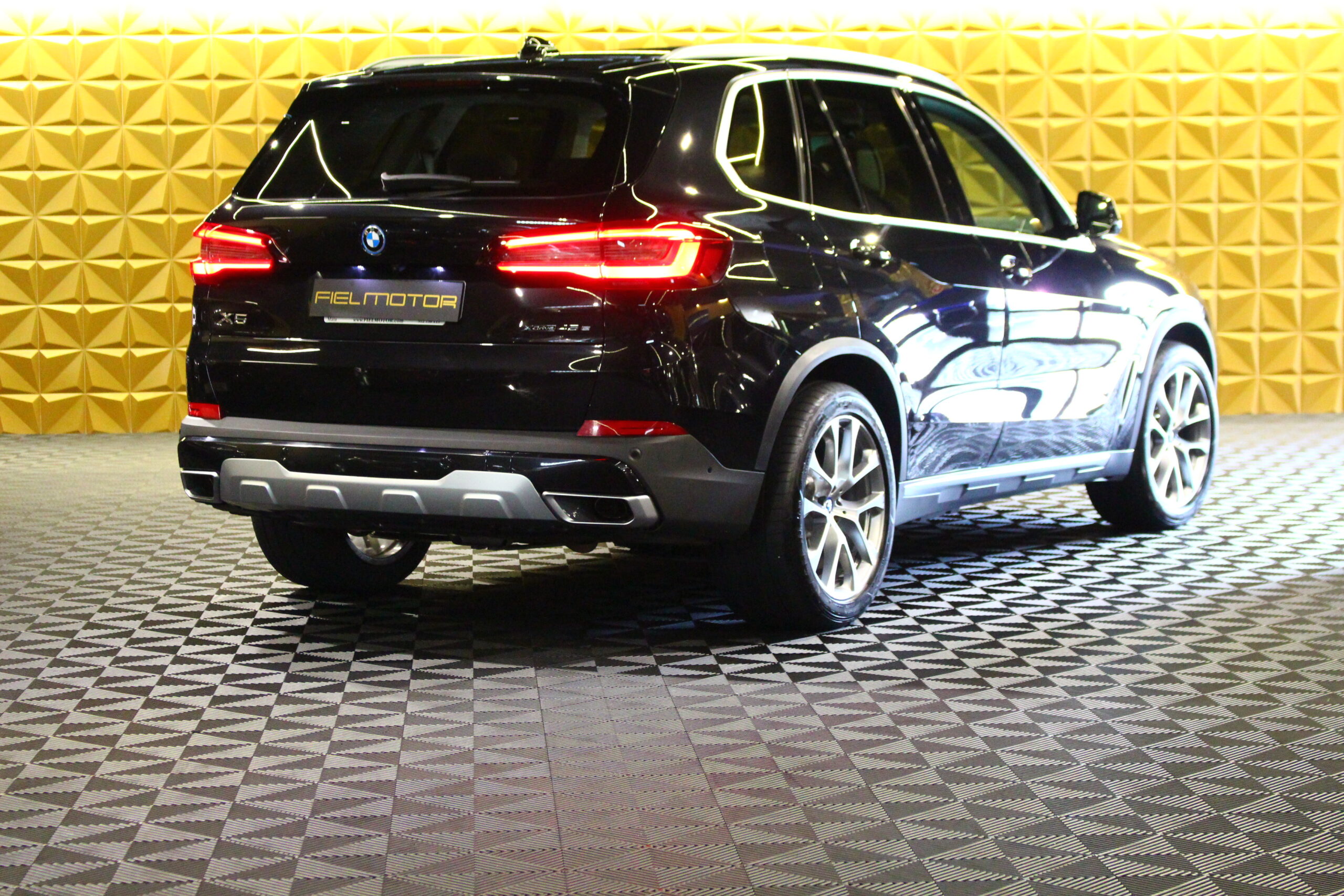 BMW X5 45e xDrive Plug-in