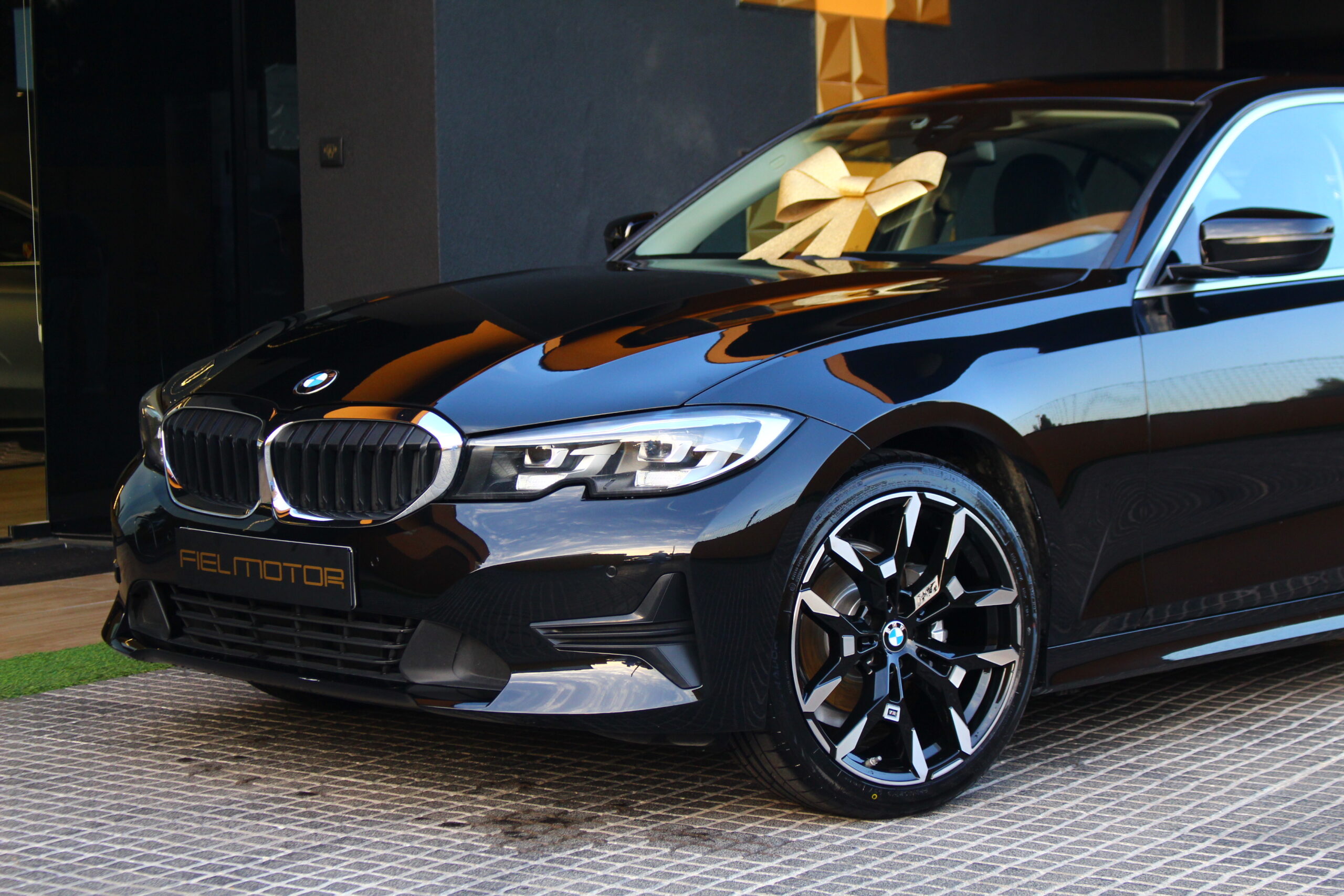 BMW 318d Line Sport Auto