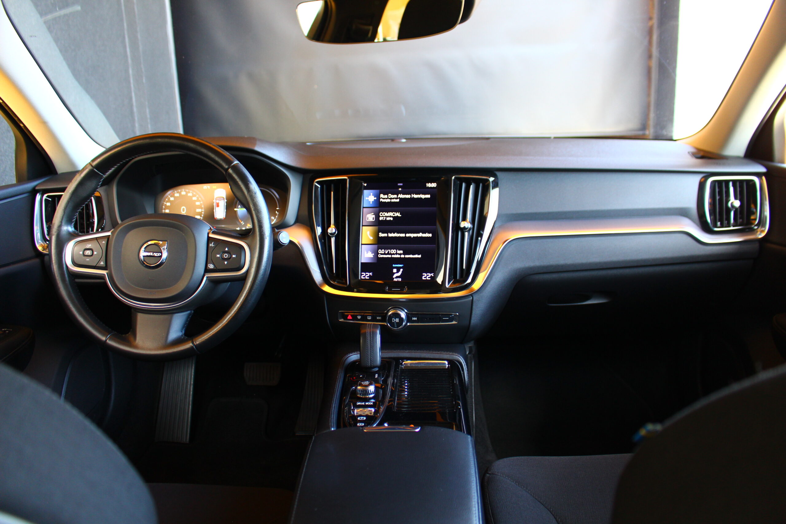 VOLVO V60 T6 Plug-in