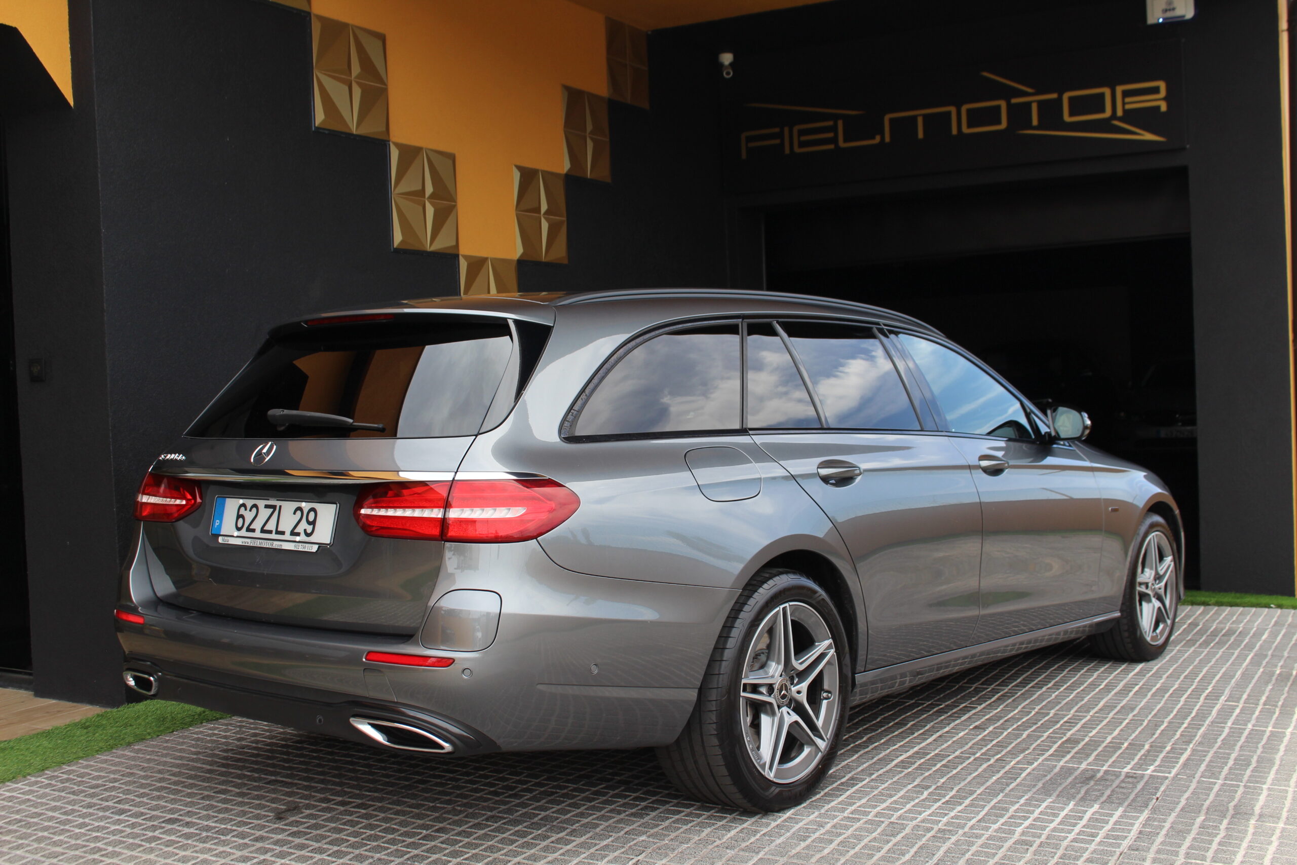 Mercedes-Benz E 300 de AMG Line