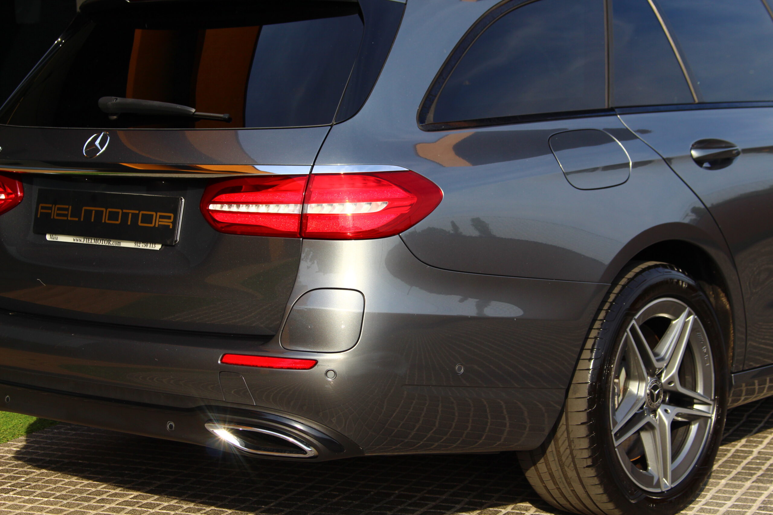 Mercedes-Benz E 300 de AMG Line